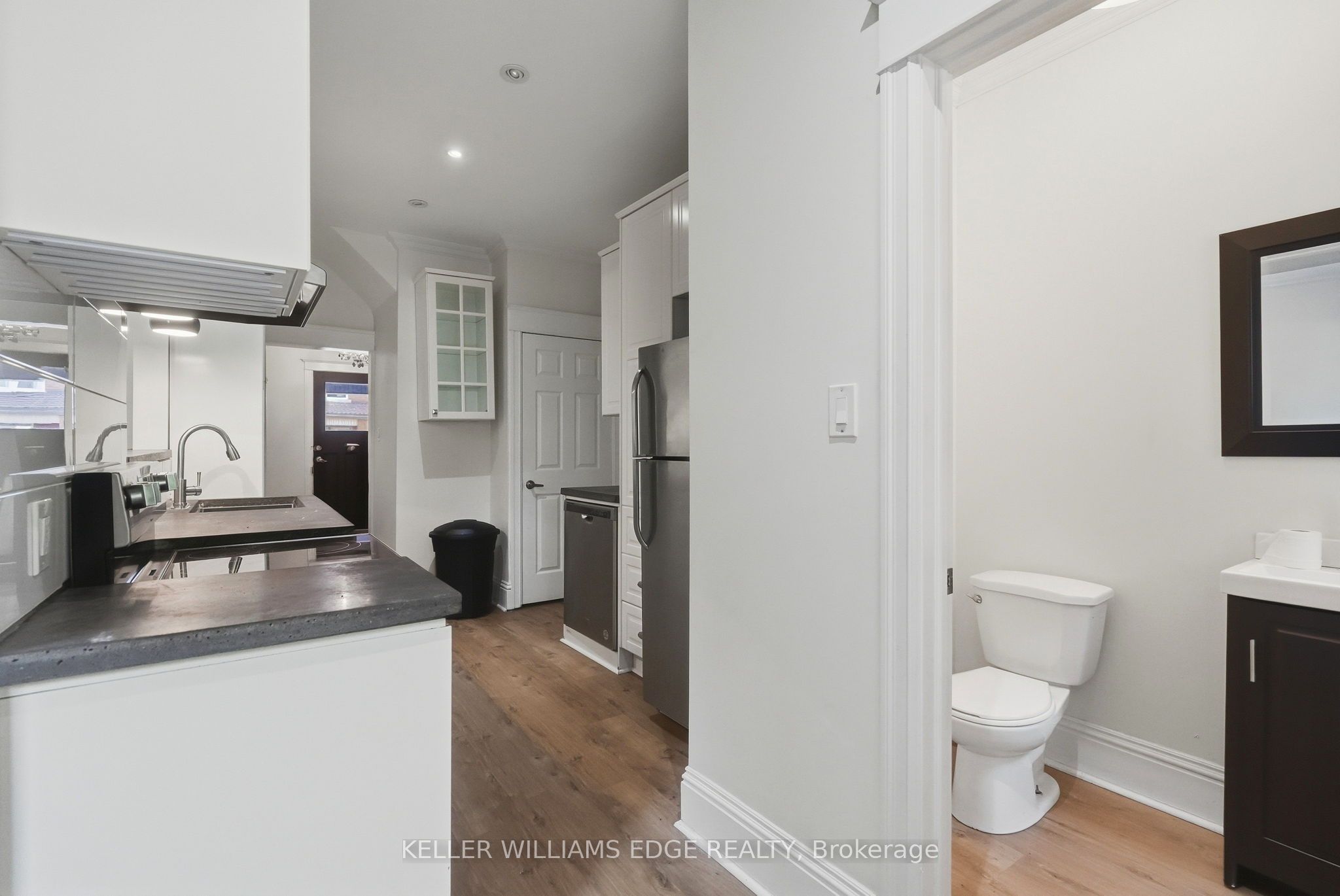 60 Stirton Street Property Photo 13