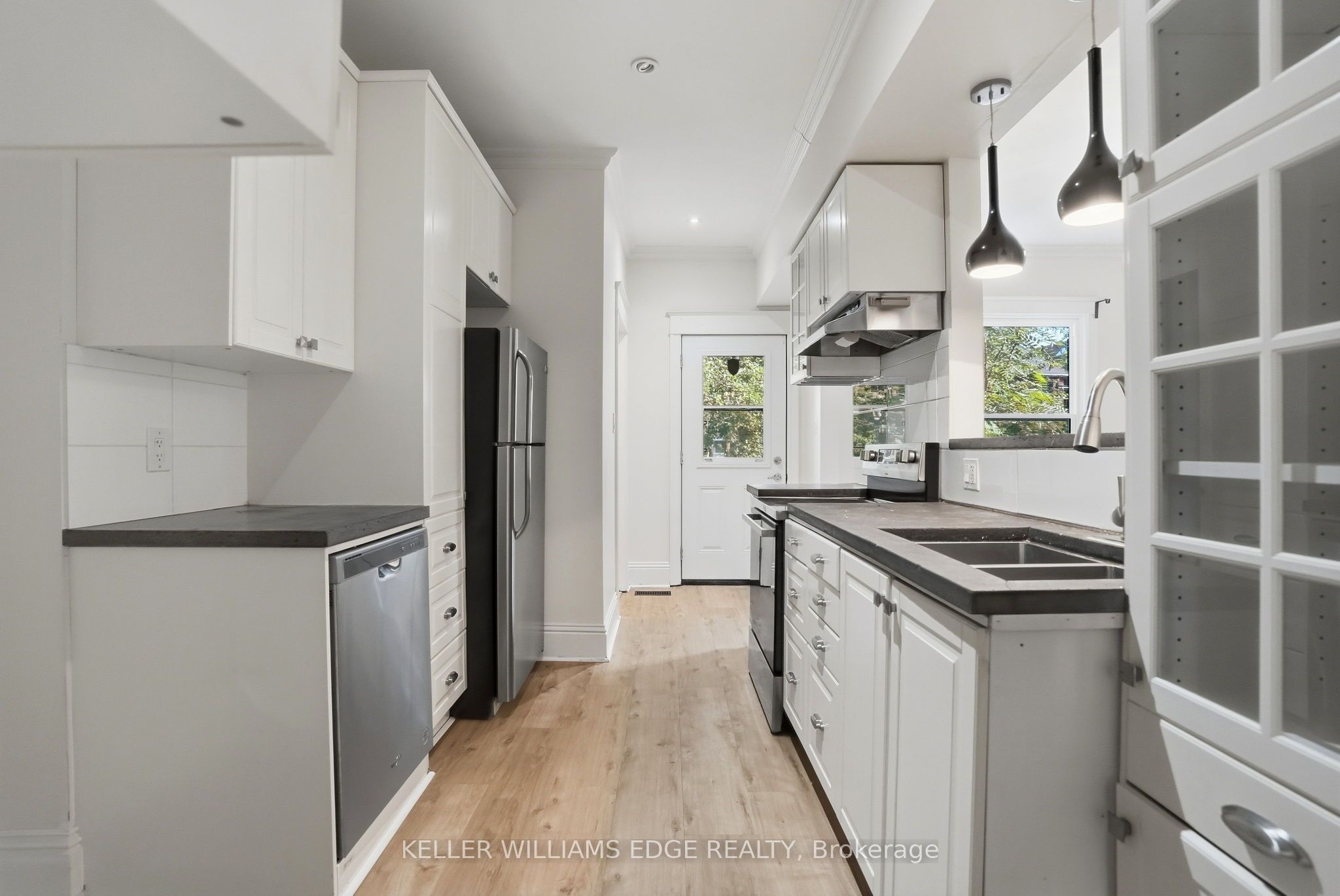60 Stirton Street Property Photo 14