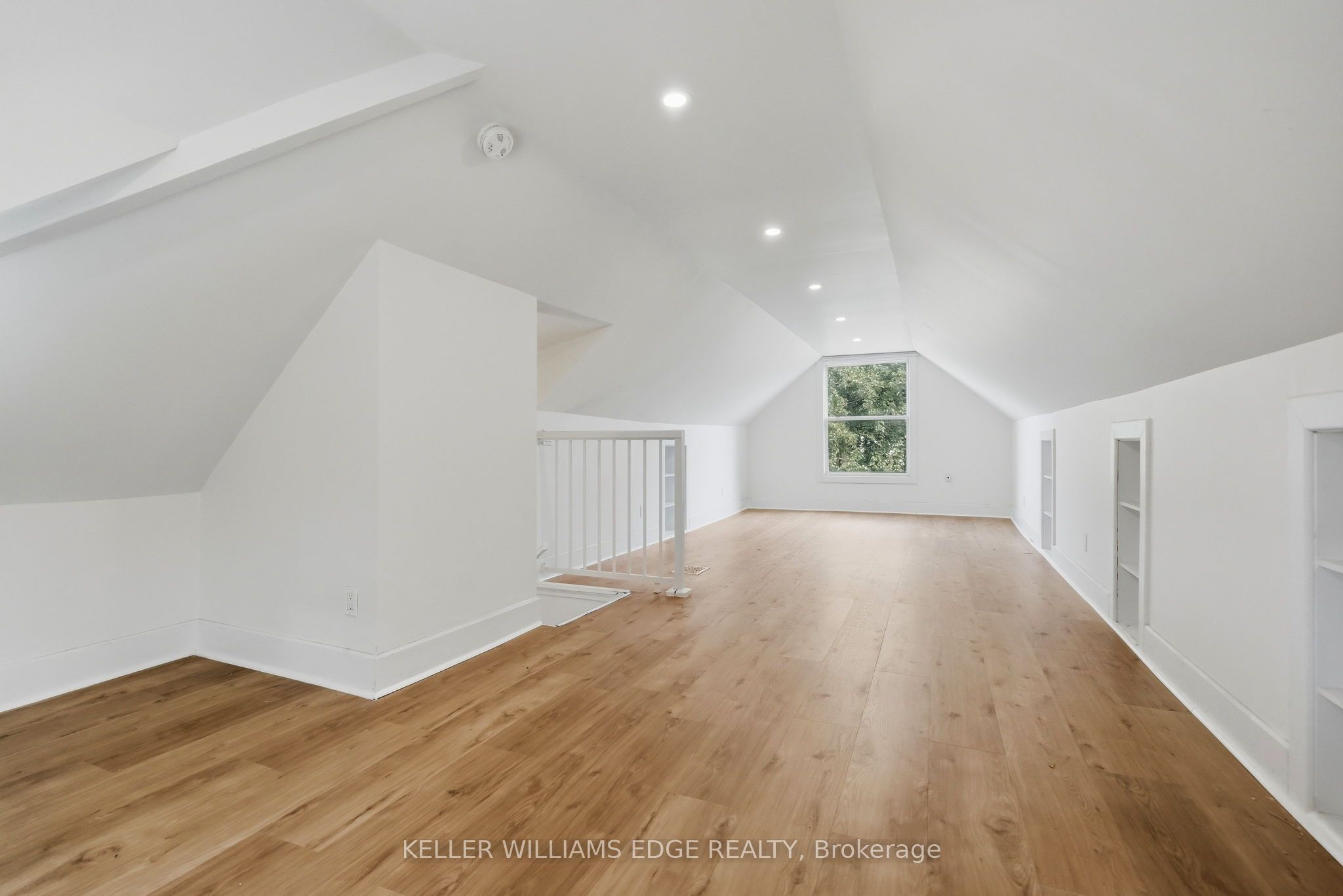 60 Stirton Street Property Photo 32