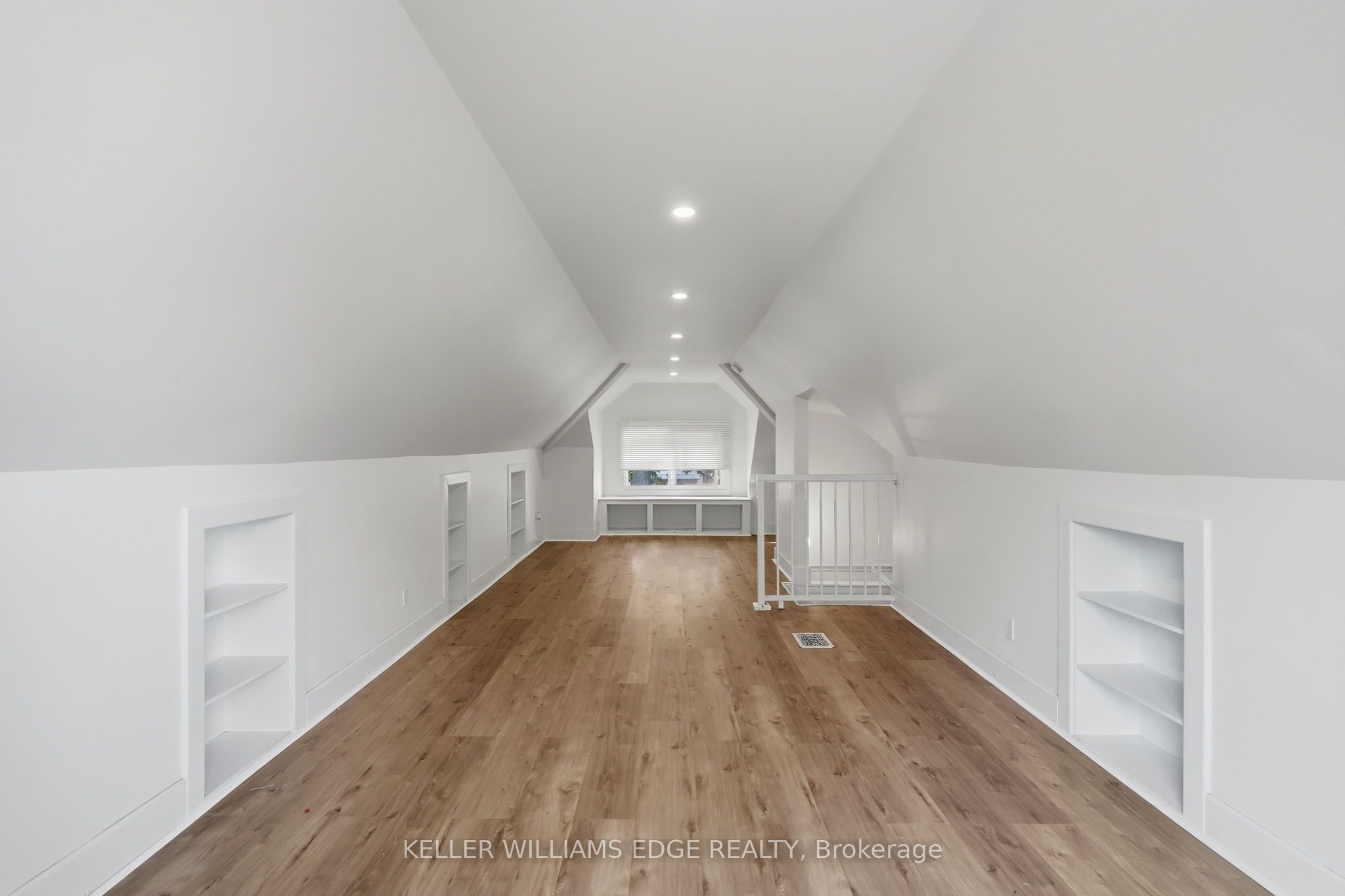 60 Stirton Street Property Photo 34