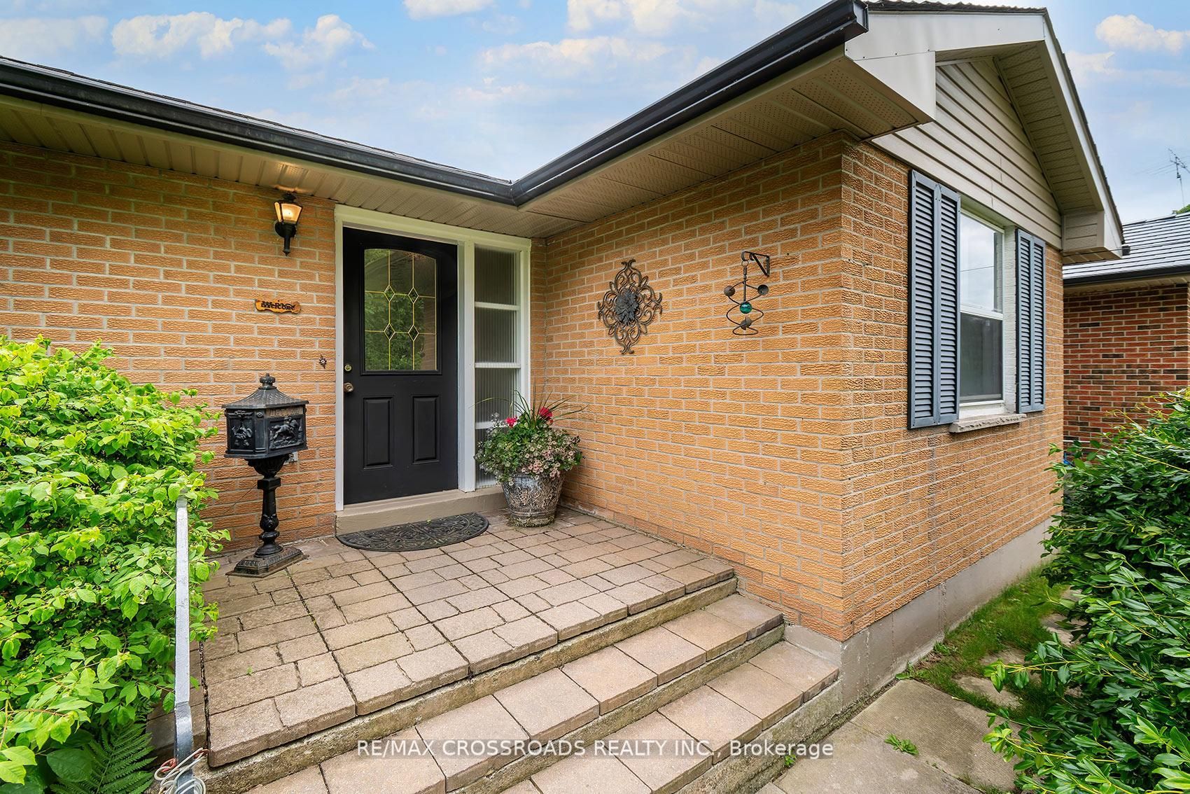 19 Orchard Avenue Property Photo 5