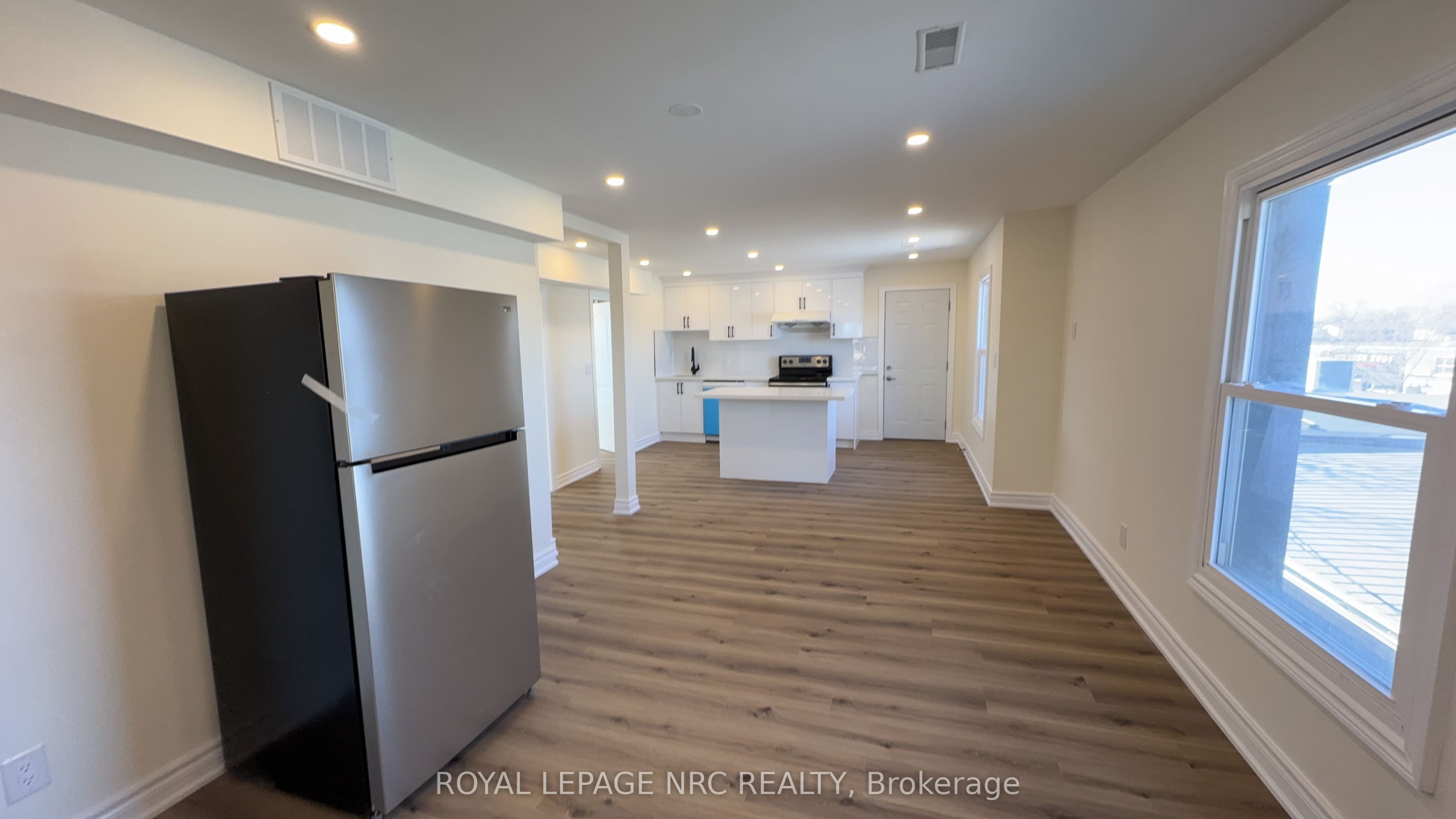 4677 Crysler Avenue Property Photo 30
