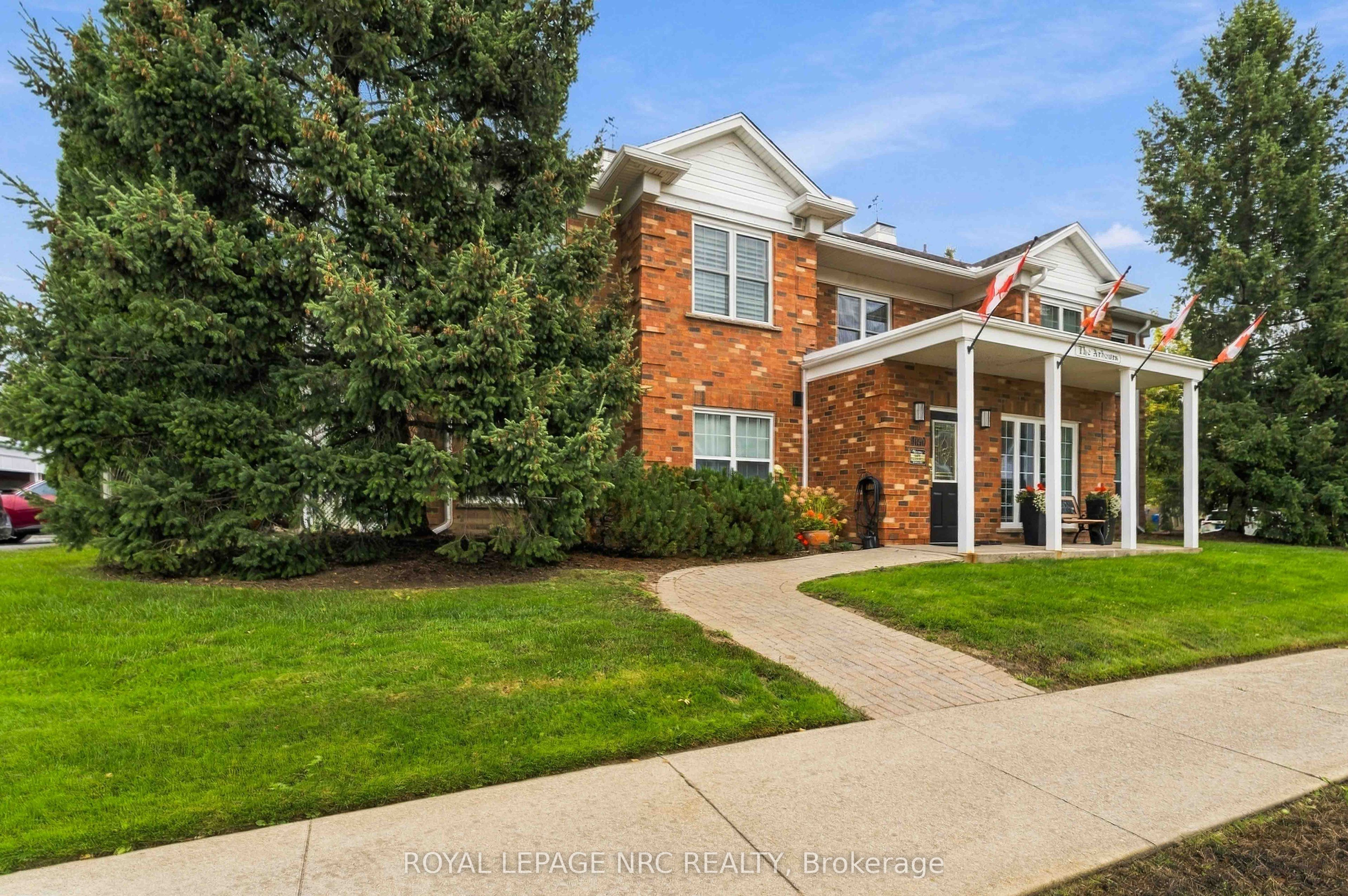 4090 JOHN CHARLES Boulevard 205 Property Photo 1