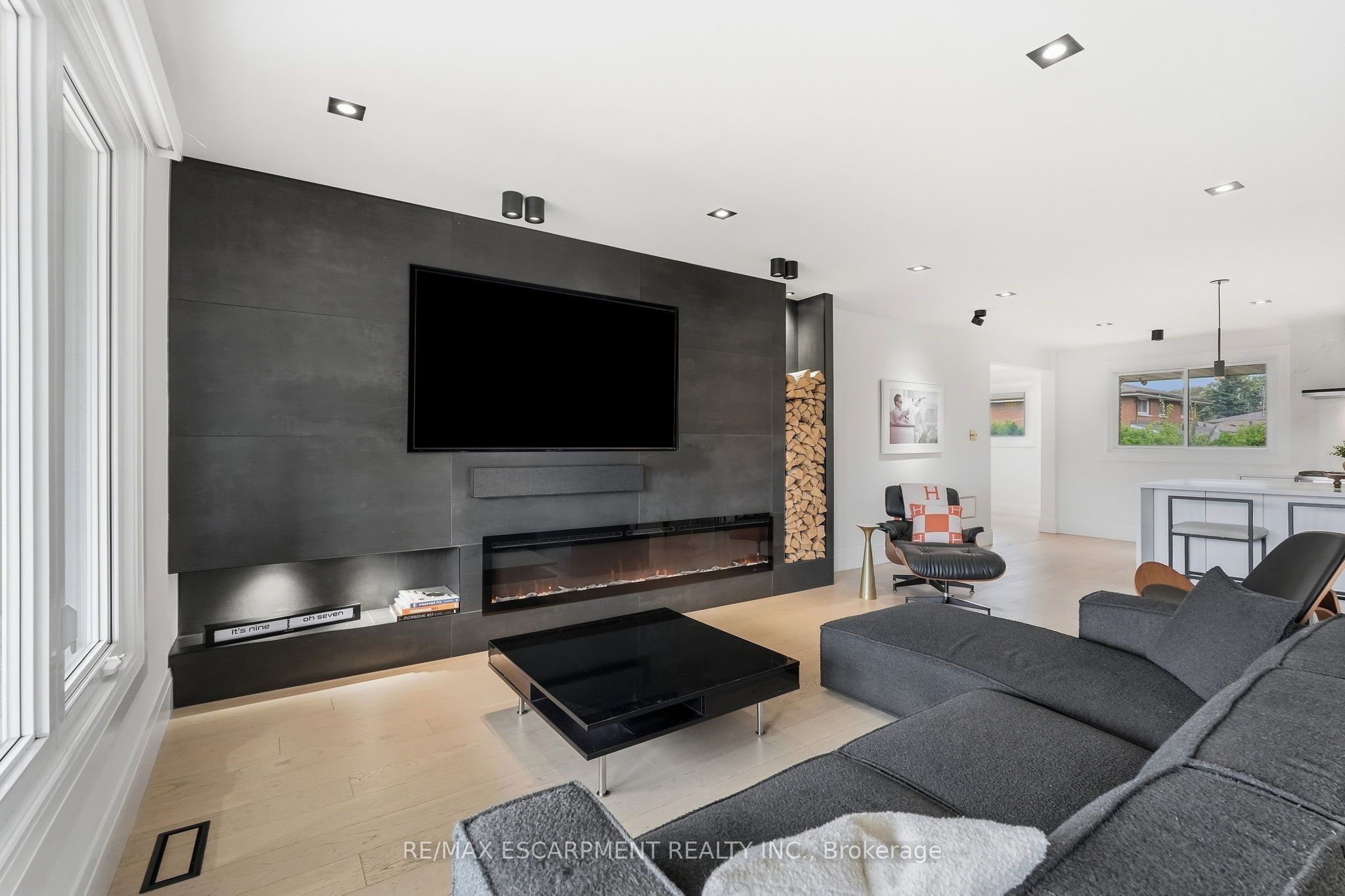 9 Donlea Drive Property Photo 2