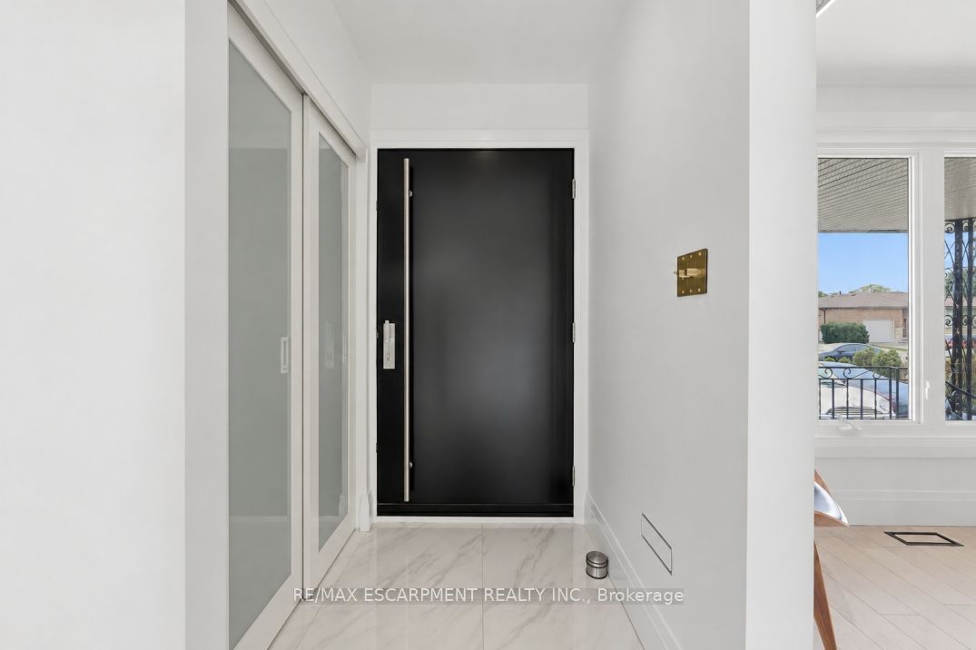 9 Donlea Drive Property Photo 17