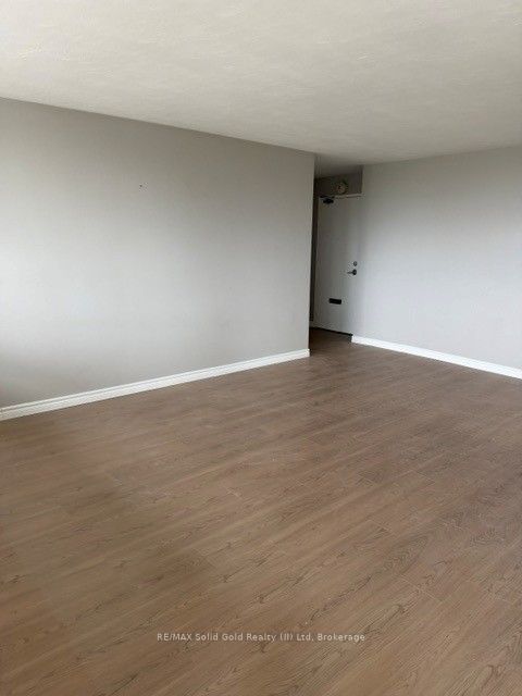 24 Midland Drive 507 Property Photo 9