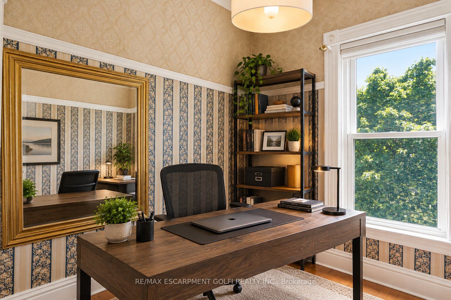 86 Oak Street Property Photo 15