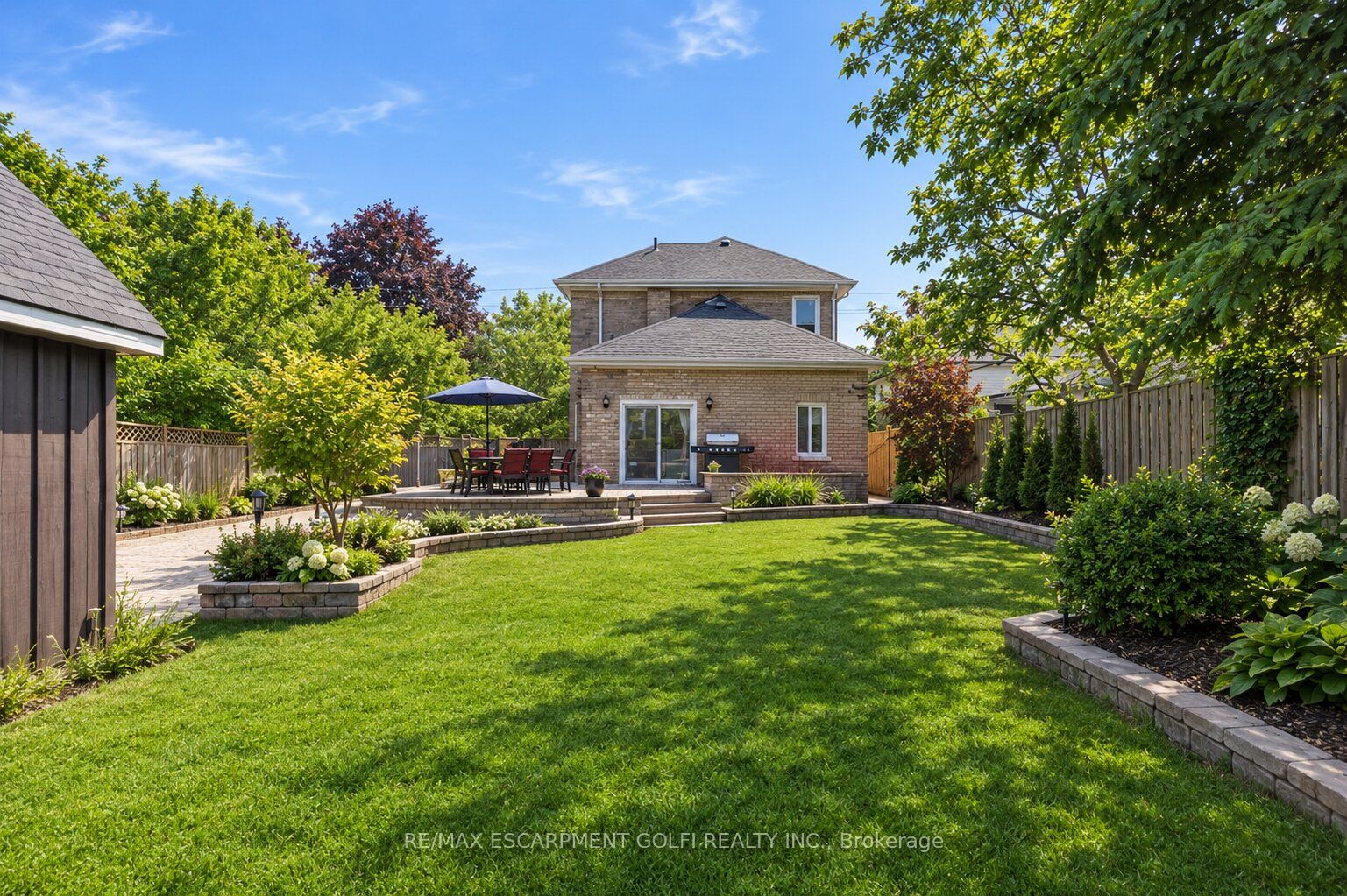 86 Oak Street Property Photo 17