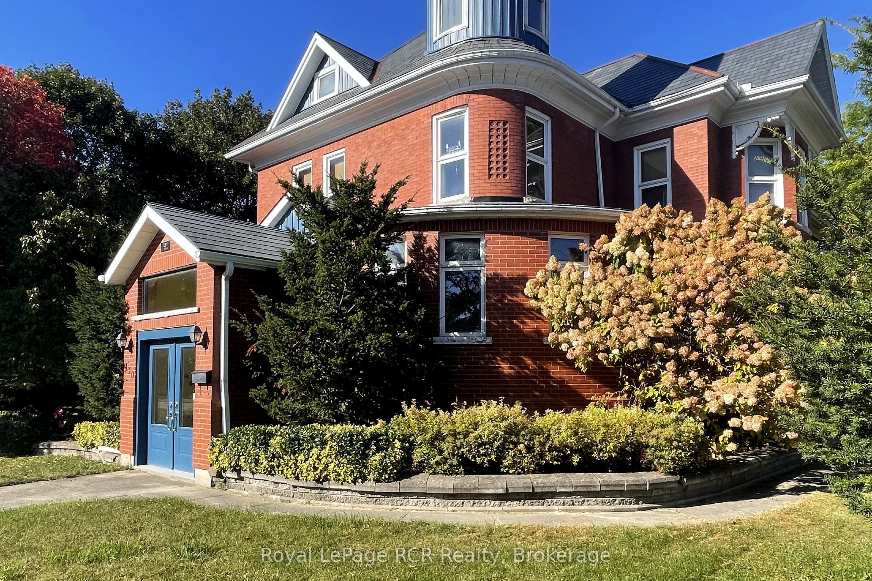 130 John Street Property Photo 6
