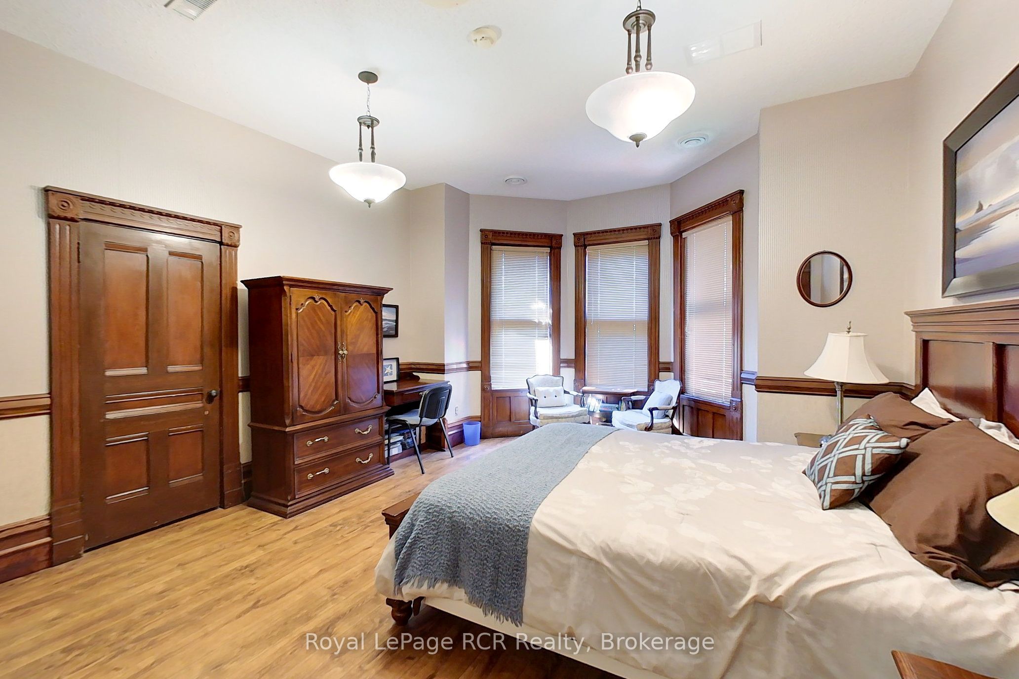 130 John Street Property Photo 38