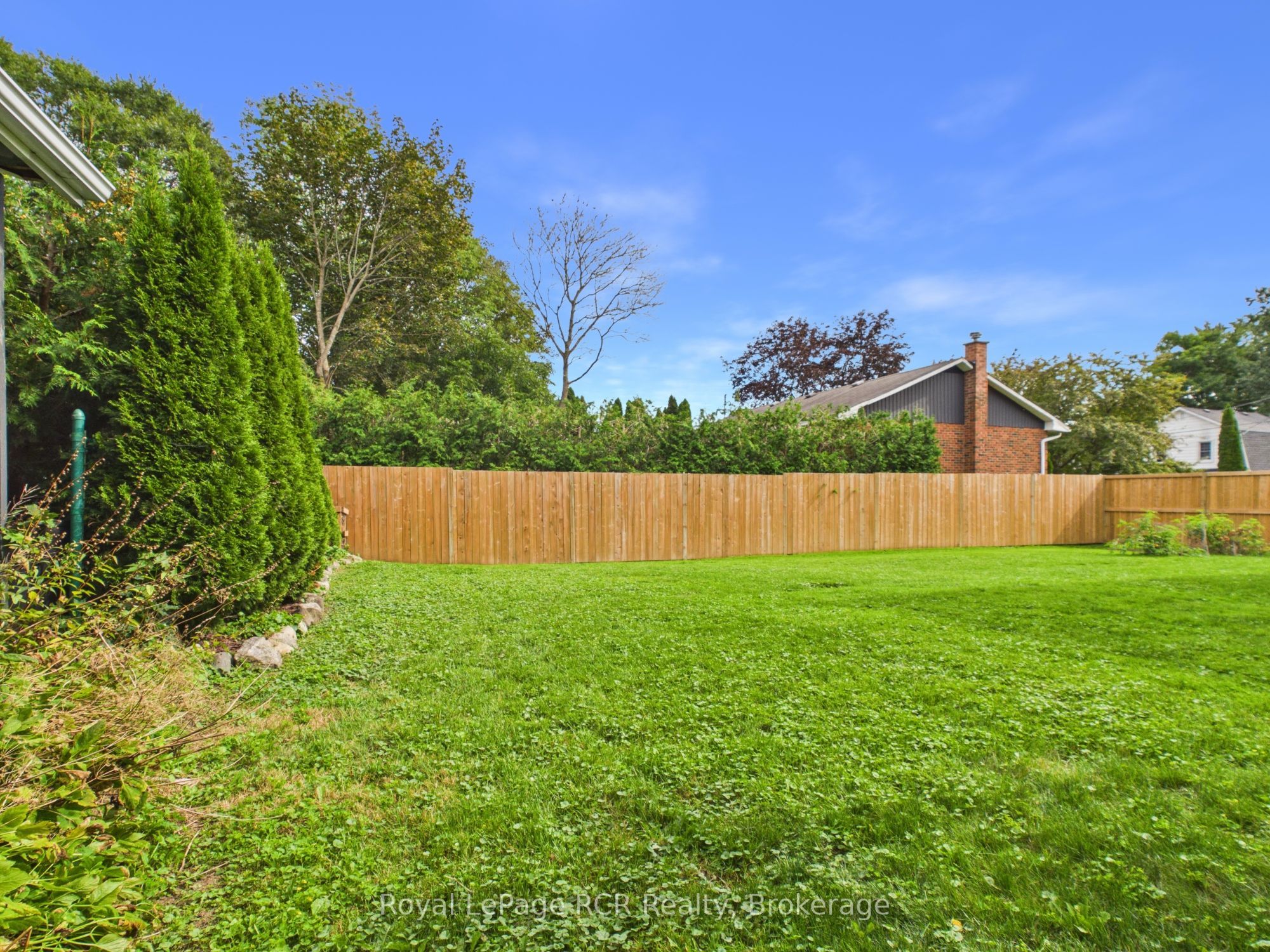 494 16th Street W Property Photo 30
