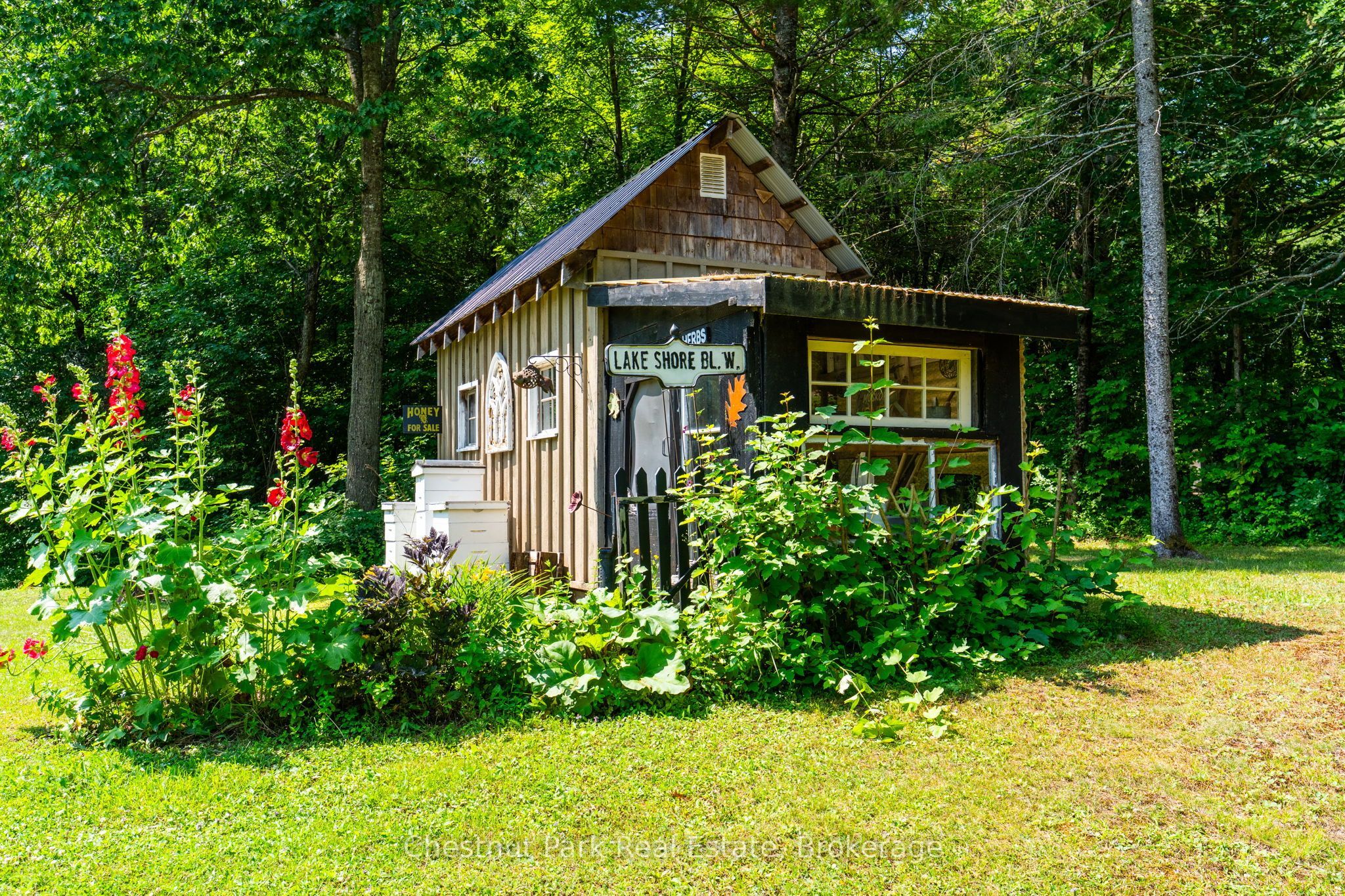 1130 Taylor Road Property Photo 9