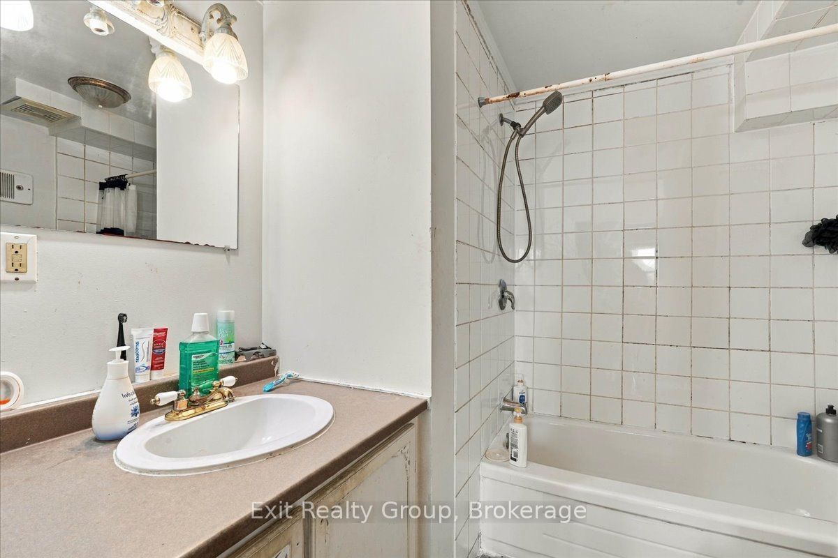 167 Marmora Street Property Photo 26