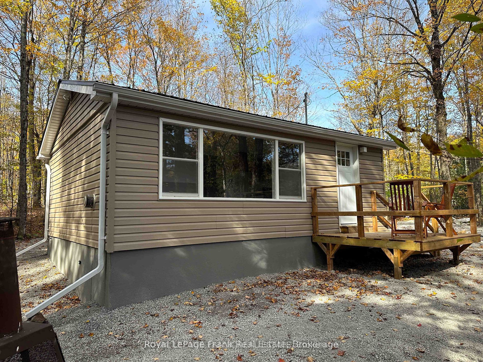 292 Edwina Drive Property Photo 1