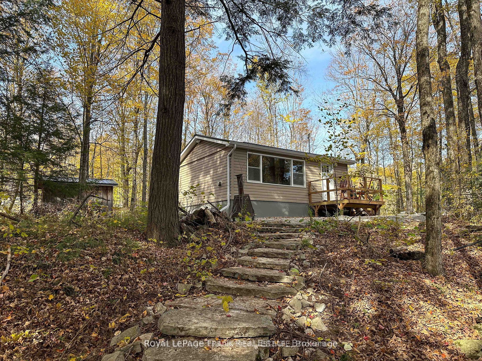 292 Edwina Drive Property Photo 2