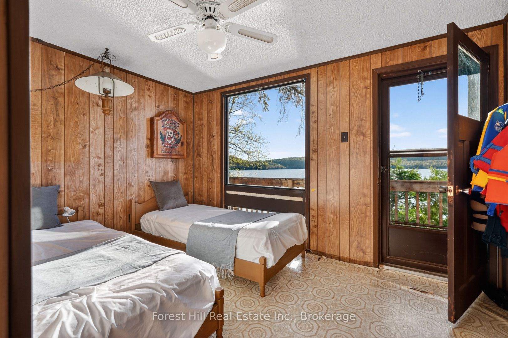 136 Rock Point Road Property Photo 36