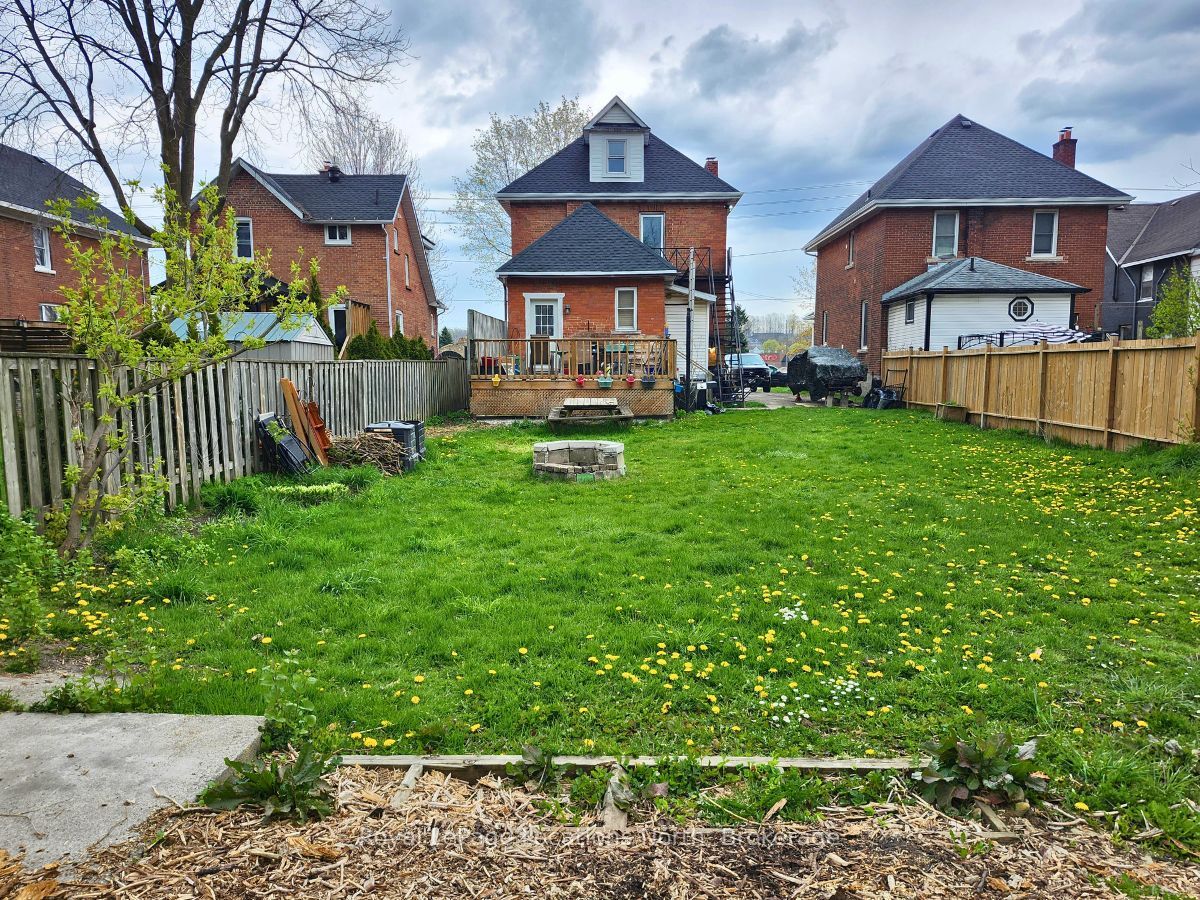 1140 2nd Avenue W Property Photo 20