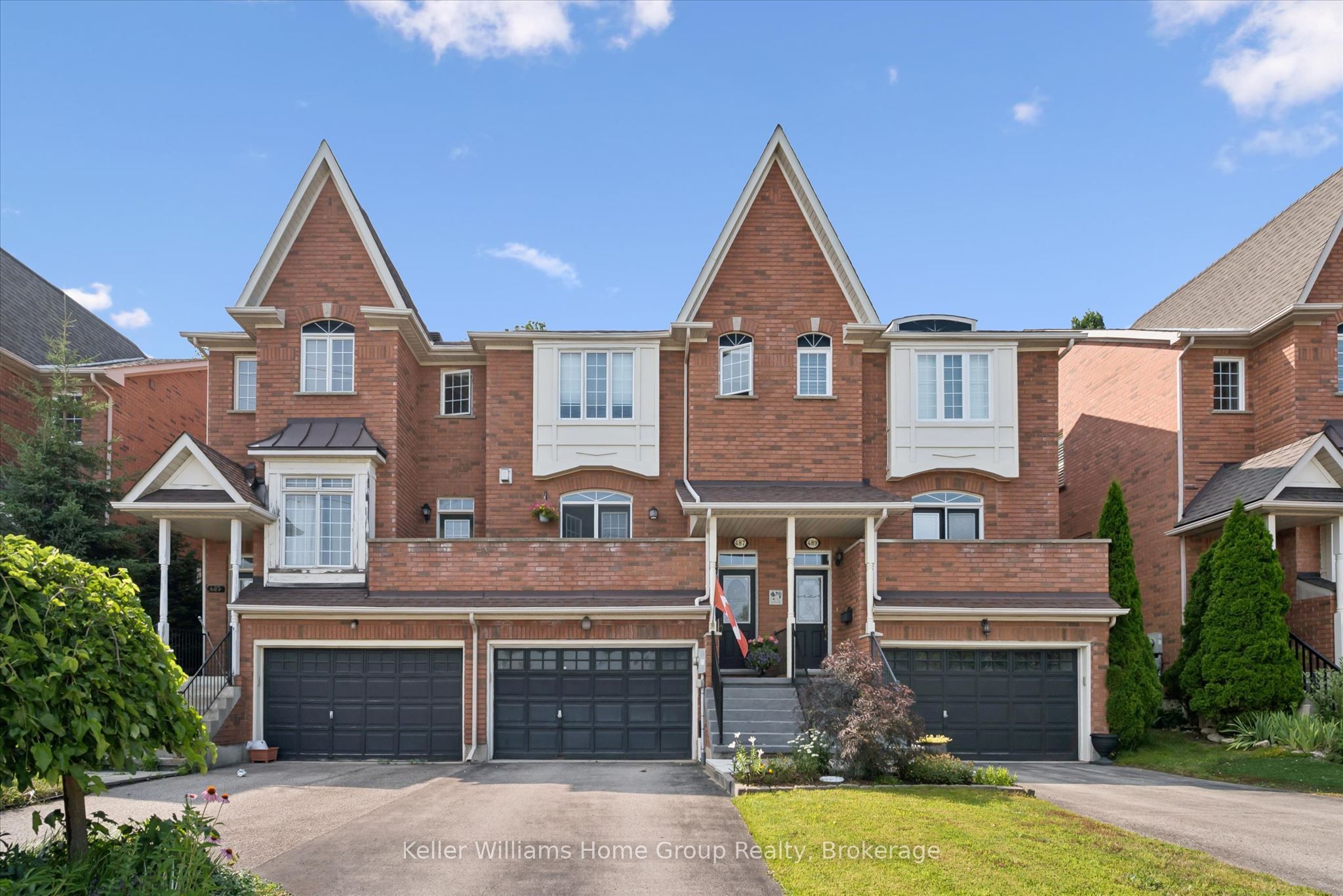 487 St Andrew Street E Property Photo 2