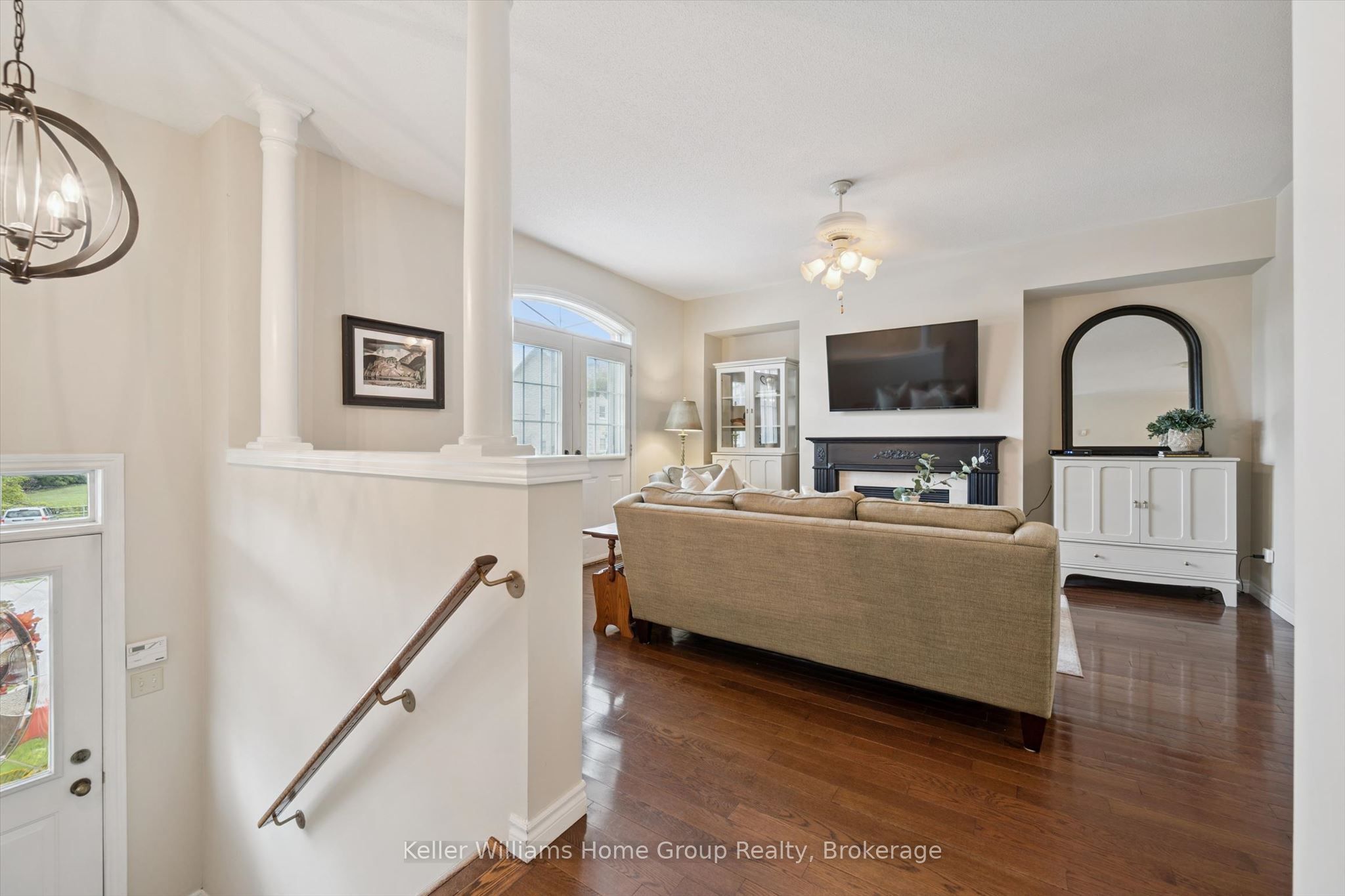 487 St Andrew Street E Property Photo 5
