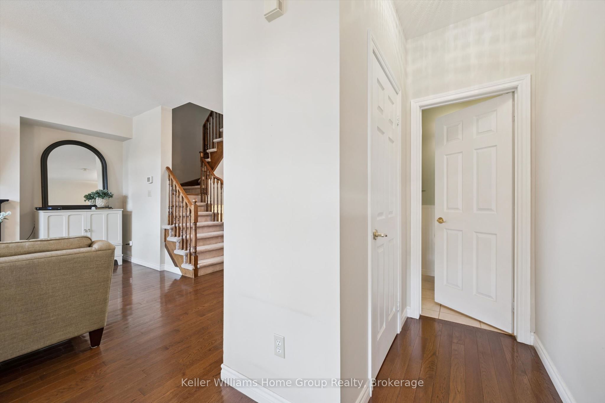 487 St Andrew Street E Property Photo 19