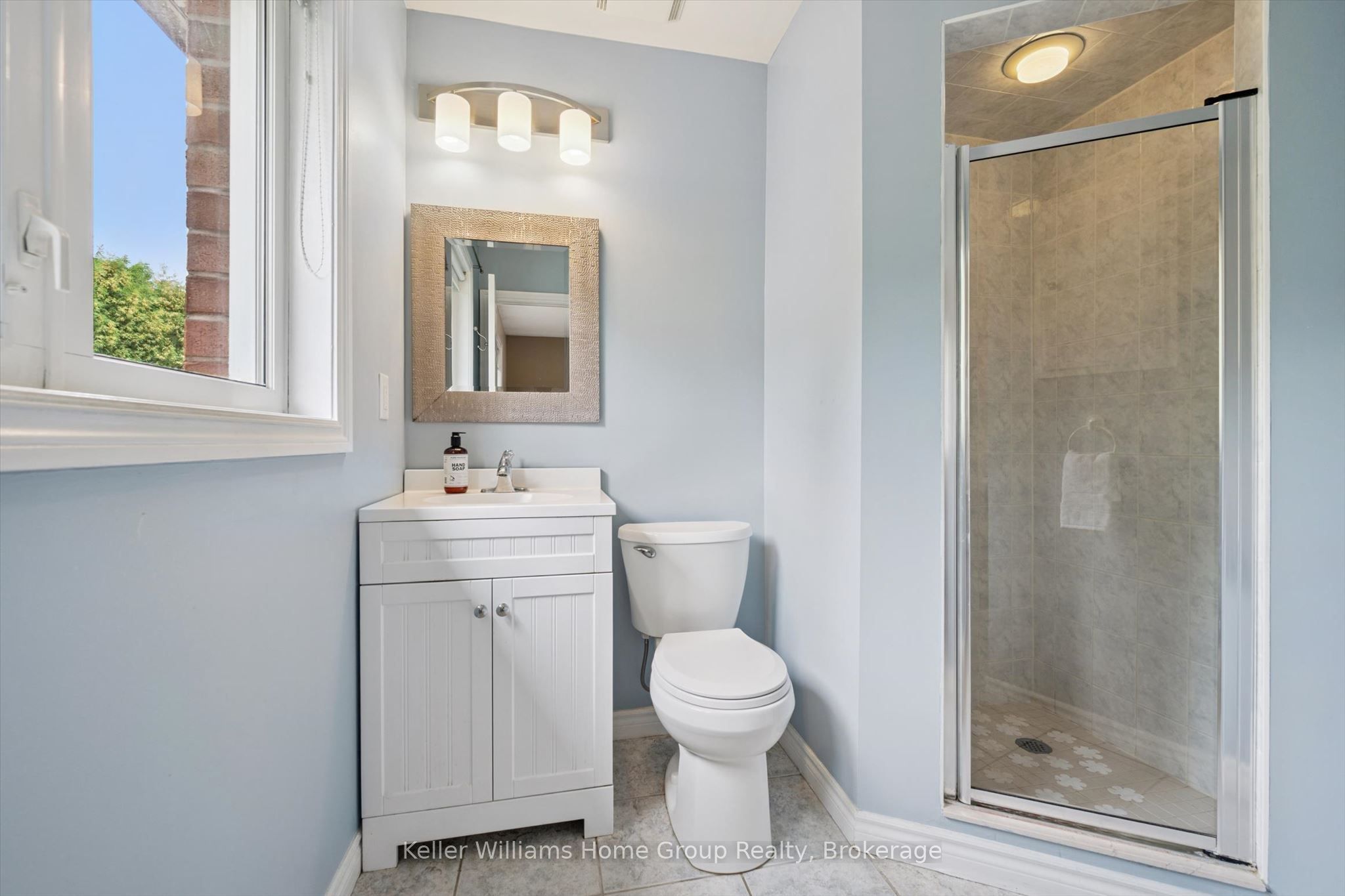 487 St Andrew Street E Property Photo 24