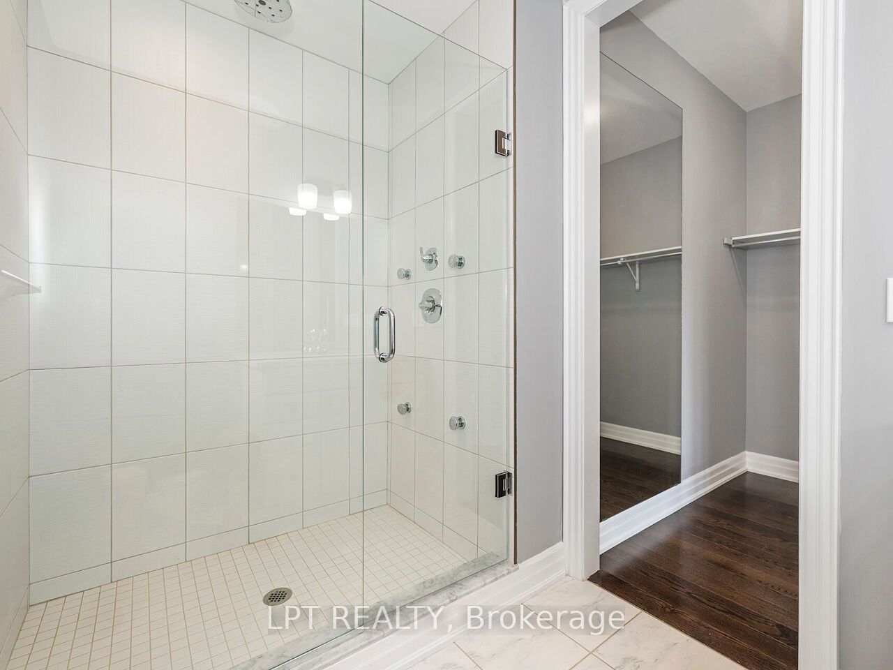 1 Dorchester Boulevard S Property Photo 19