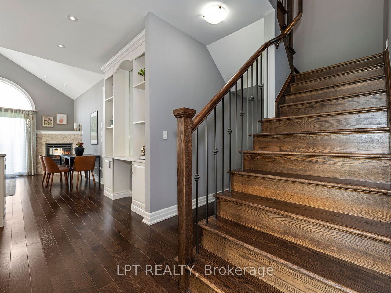 1 Dorchester Boulevard S Property Photo 27