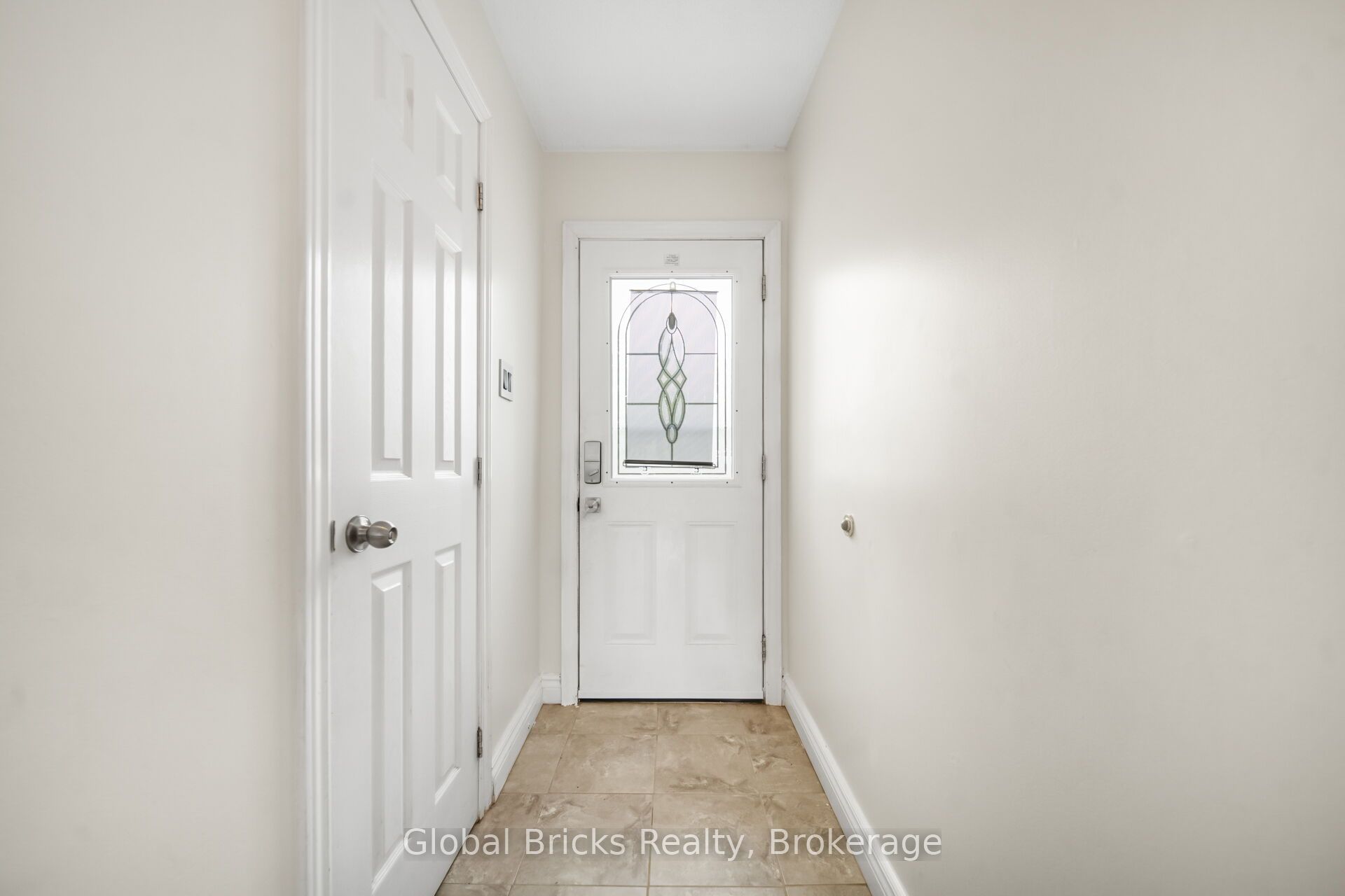 15 Green Valley Drive 27 Property Photo 4