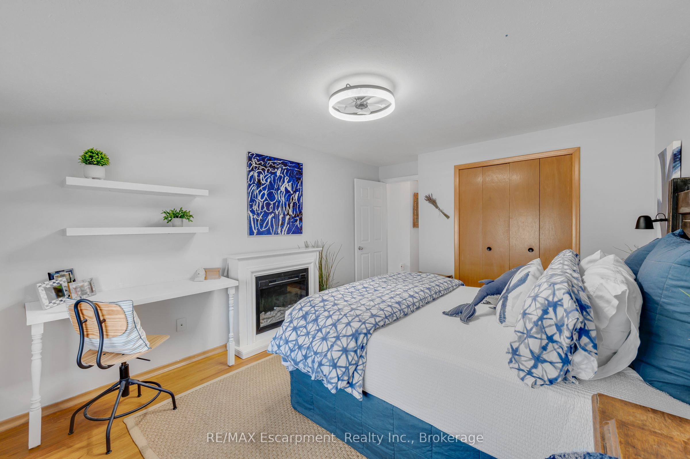 10 Goldfinch Road Property Photo 16