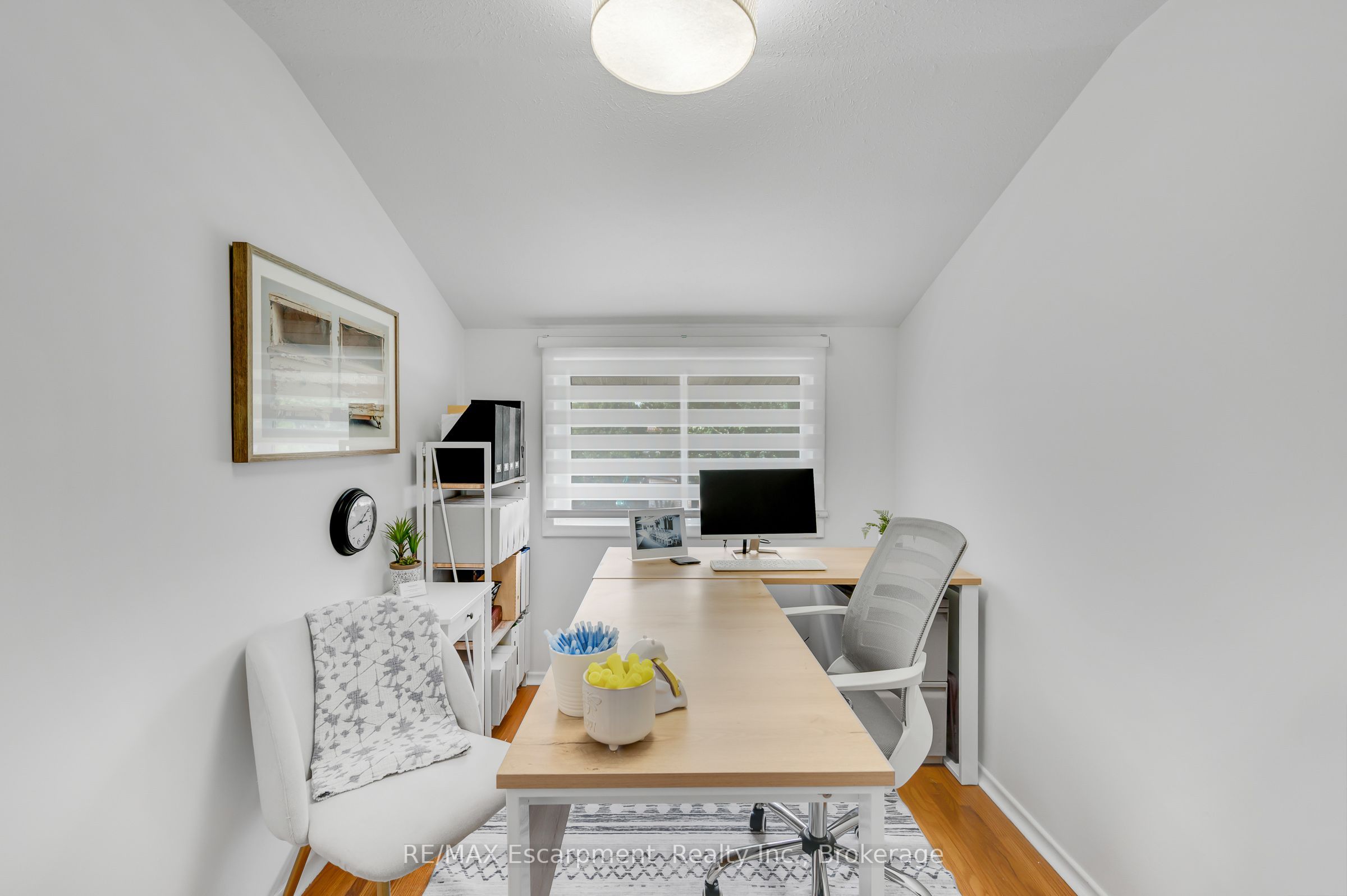 10 Goldfinch Road Property Photo 20