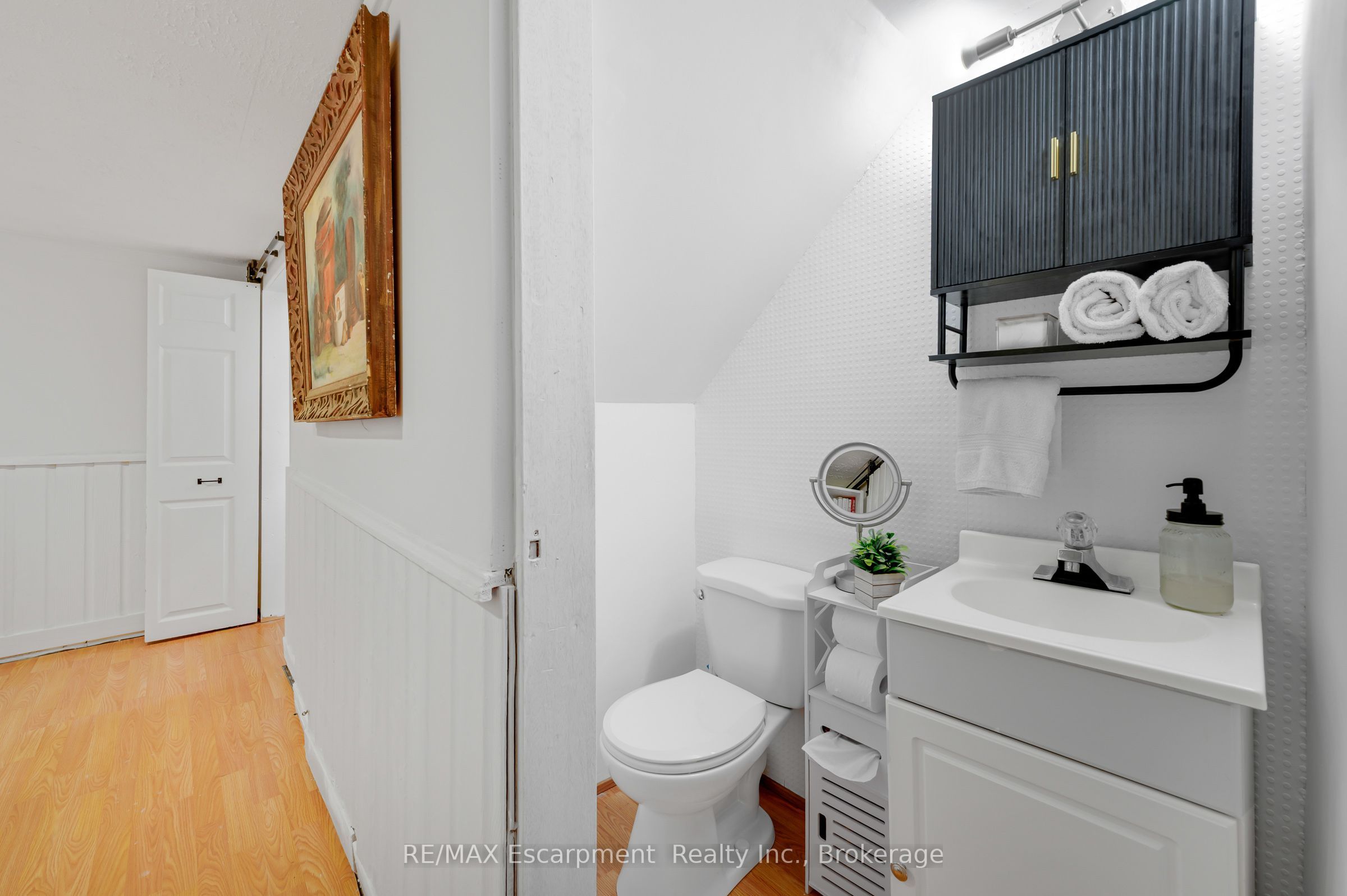 10 Goldfinch Road Property Photo 28