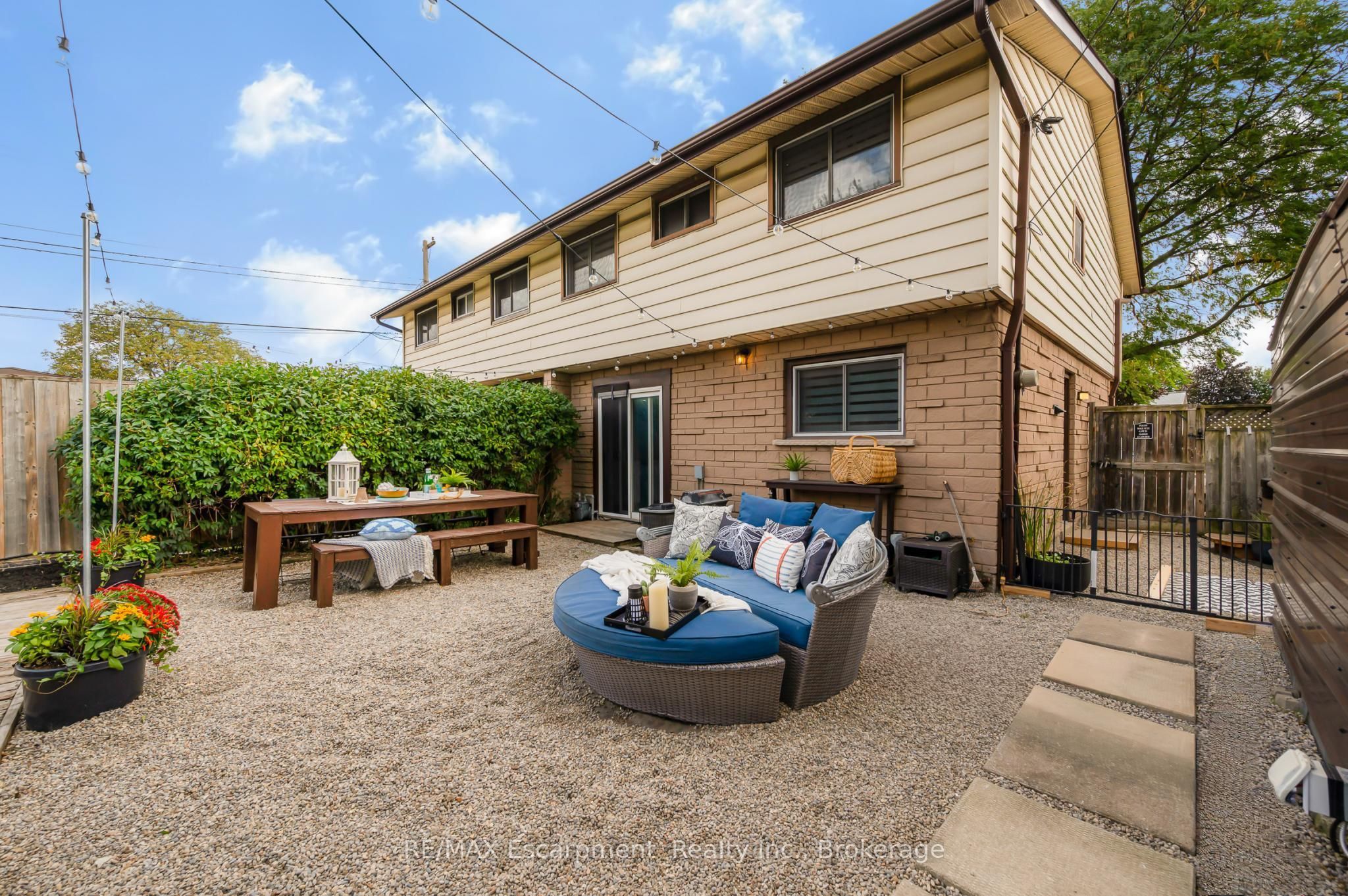 10 Goldfinch Road Property Photo 32