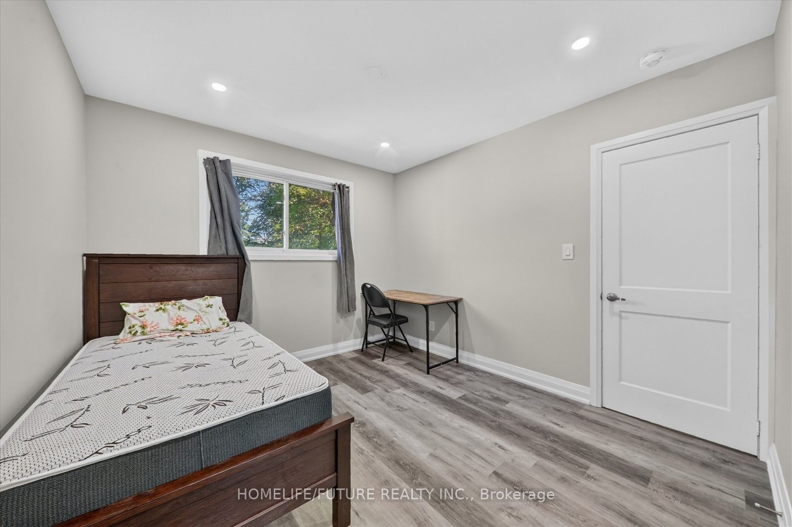 7 Cardill Crescent Room A Property Photo 15