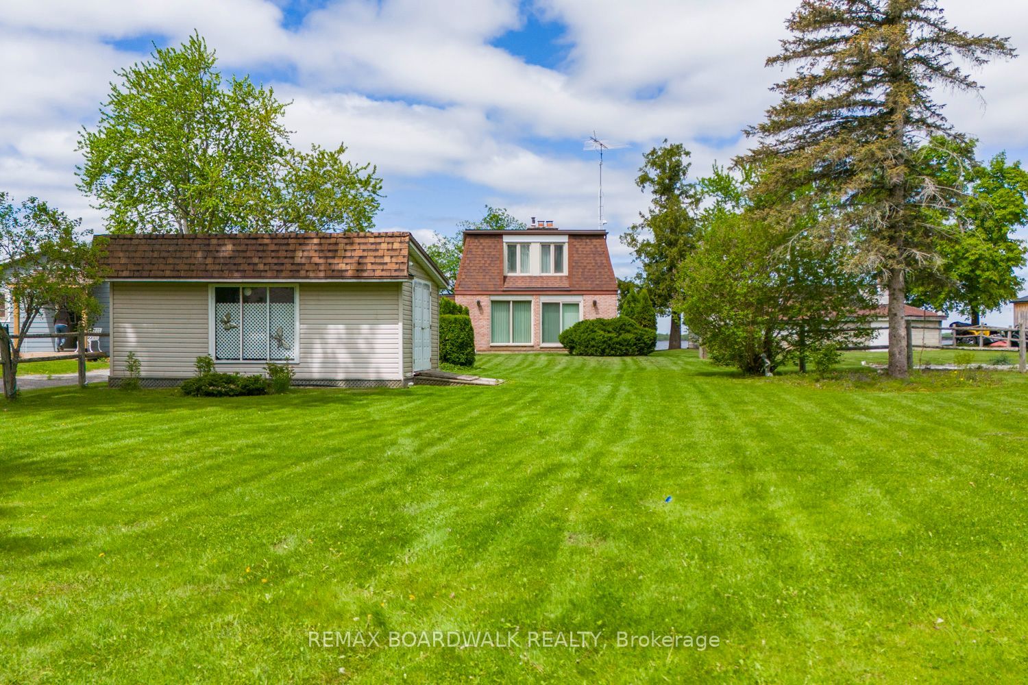 104 Avenue 4a Property Photo 3