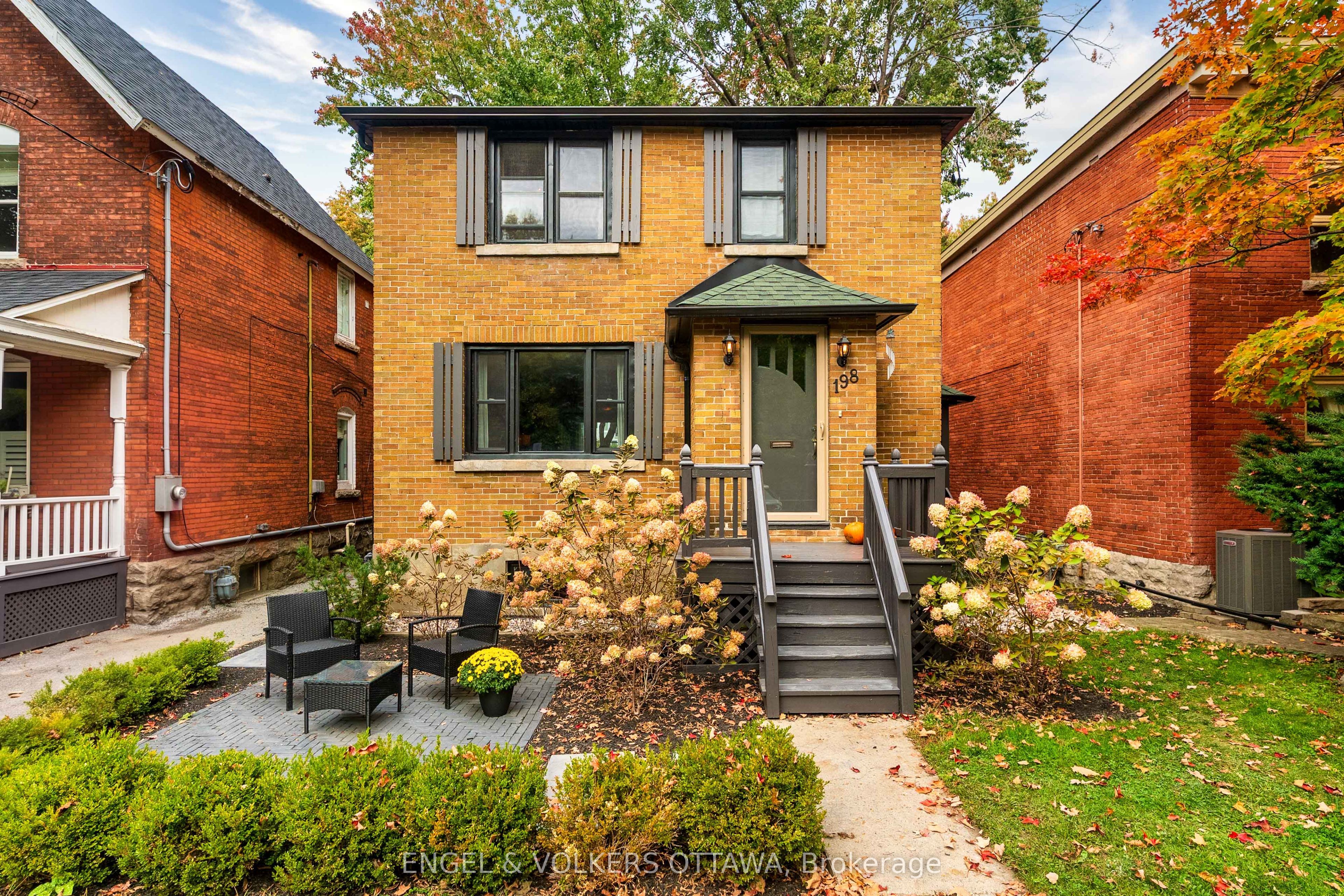 198 Stanley Avenue Property Photo 1