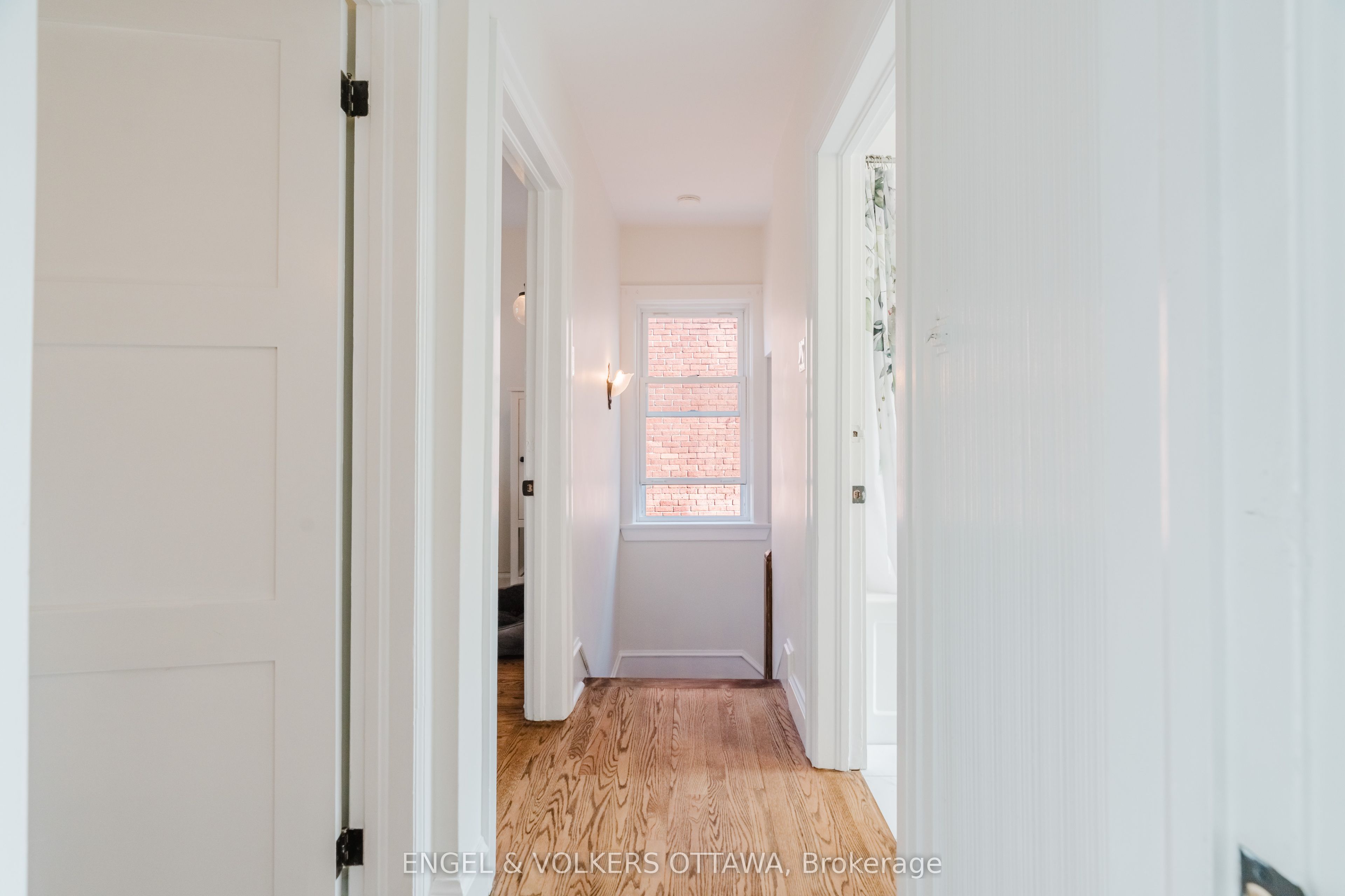 198 Stanley Avenue Property Photo 25