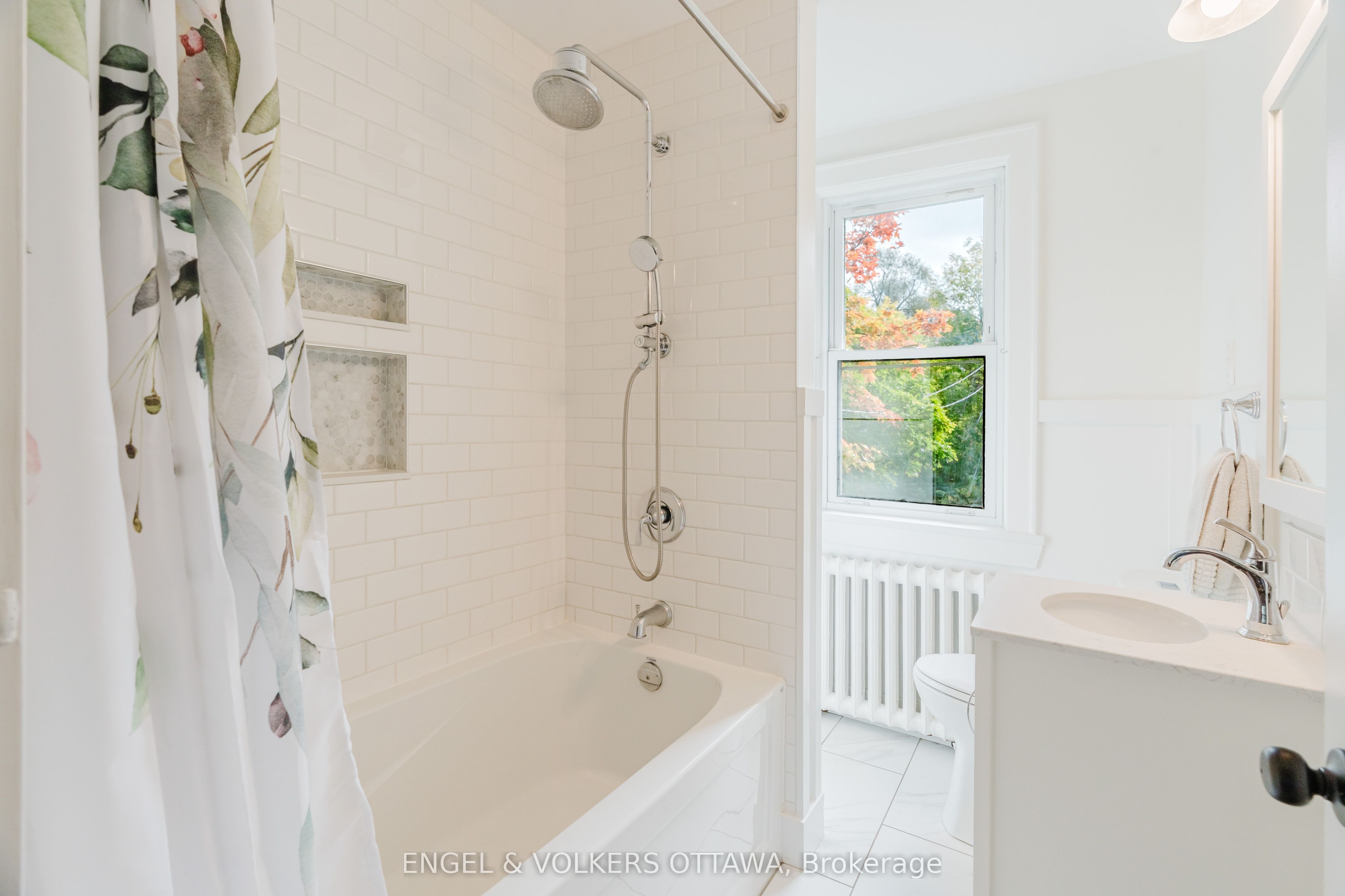 198 Stanley Avenue Property Photo 26