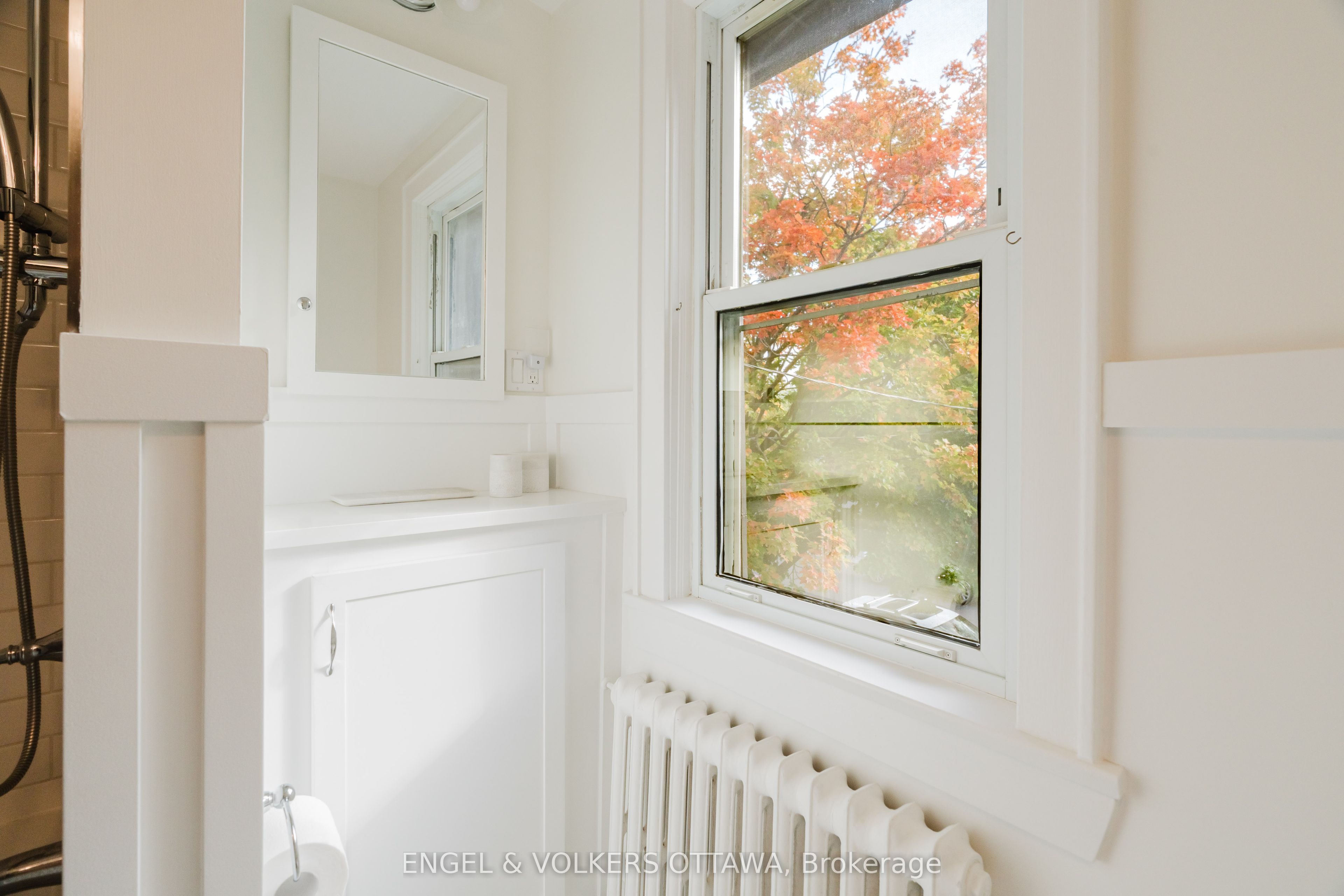 198 Stanley Avenue Property Photo 27