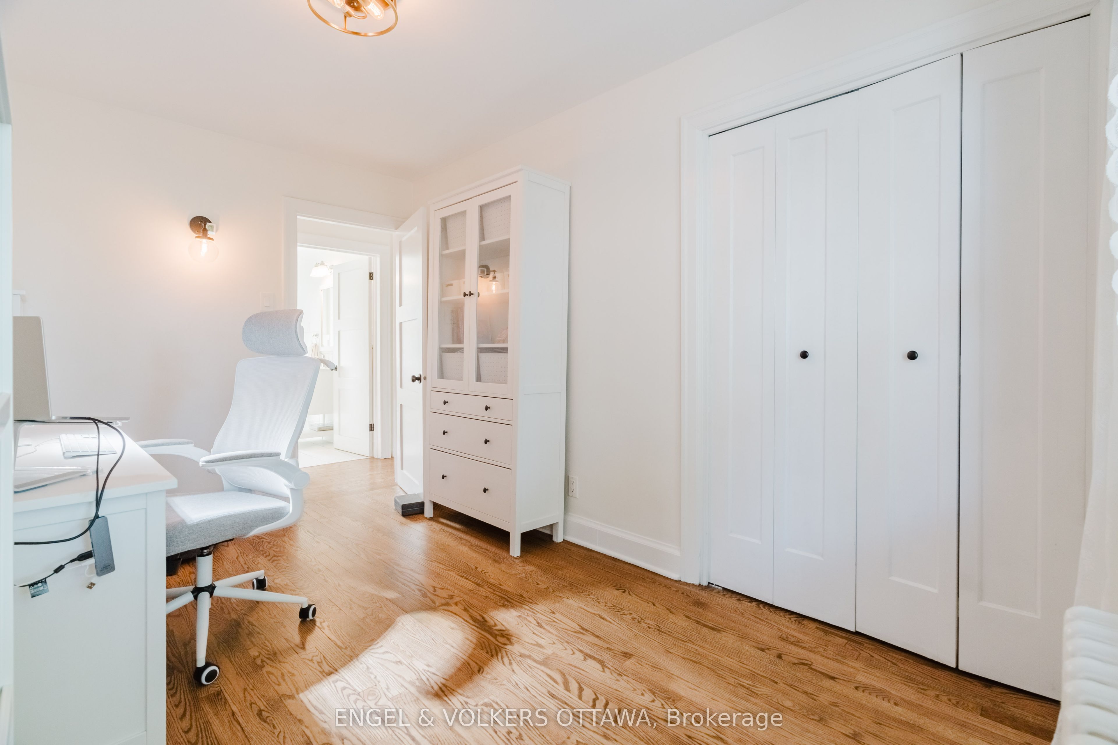198 Stanley Avenue Property Photo 38