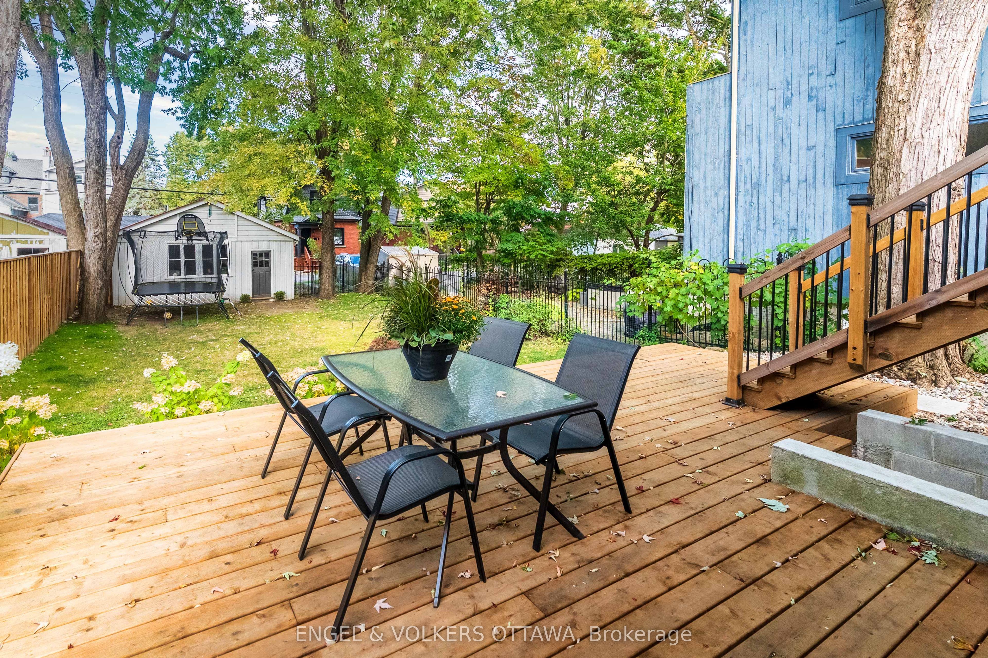 198 Stanley Avenue Property Photo 46