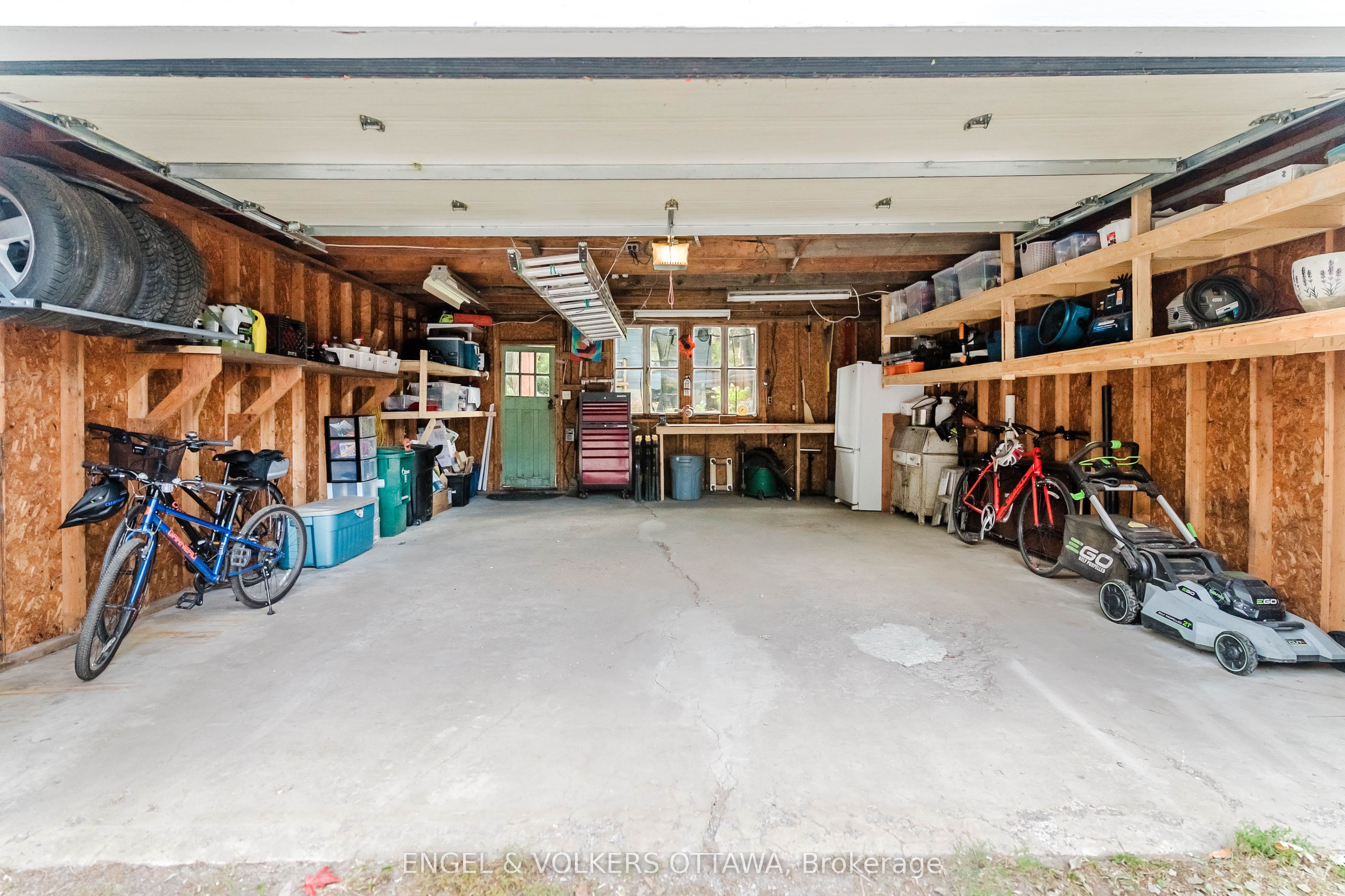 198 Stanley Avenue Property Photo 49