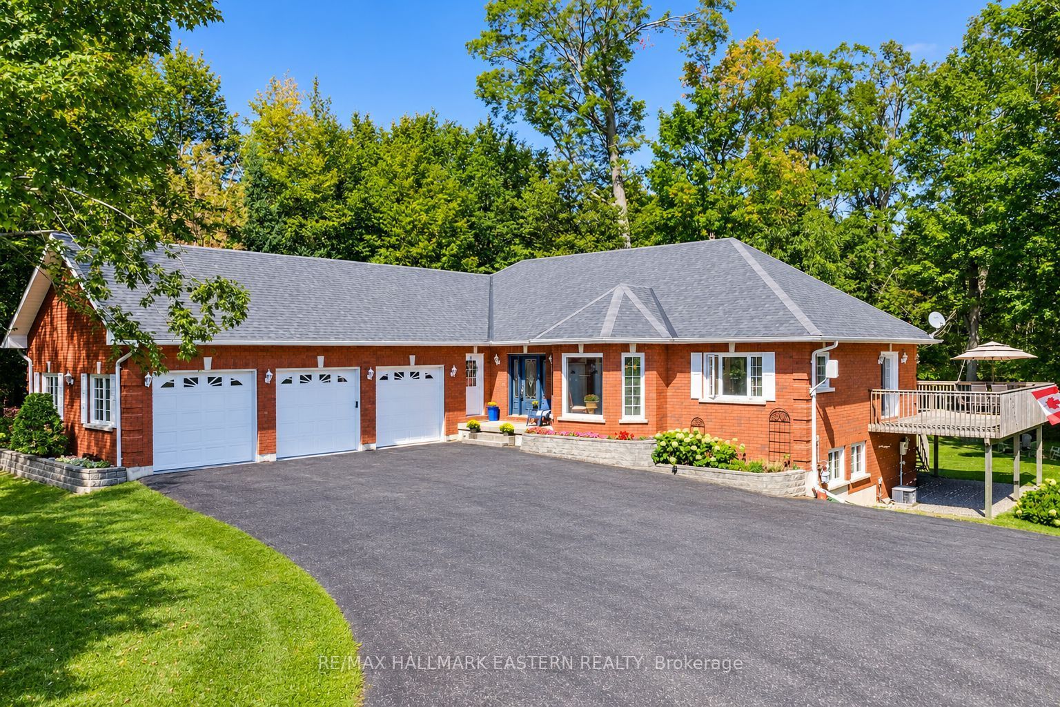 27 Woodland Trail Property Photo 3