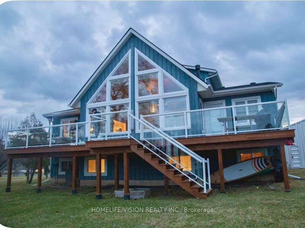 128 Bayview Drive Property Photo 2