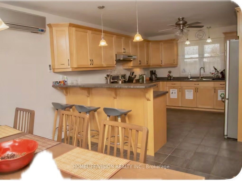 128 Bayview Drive Property Photo 6