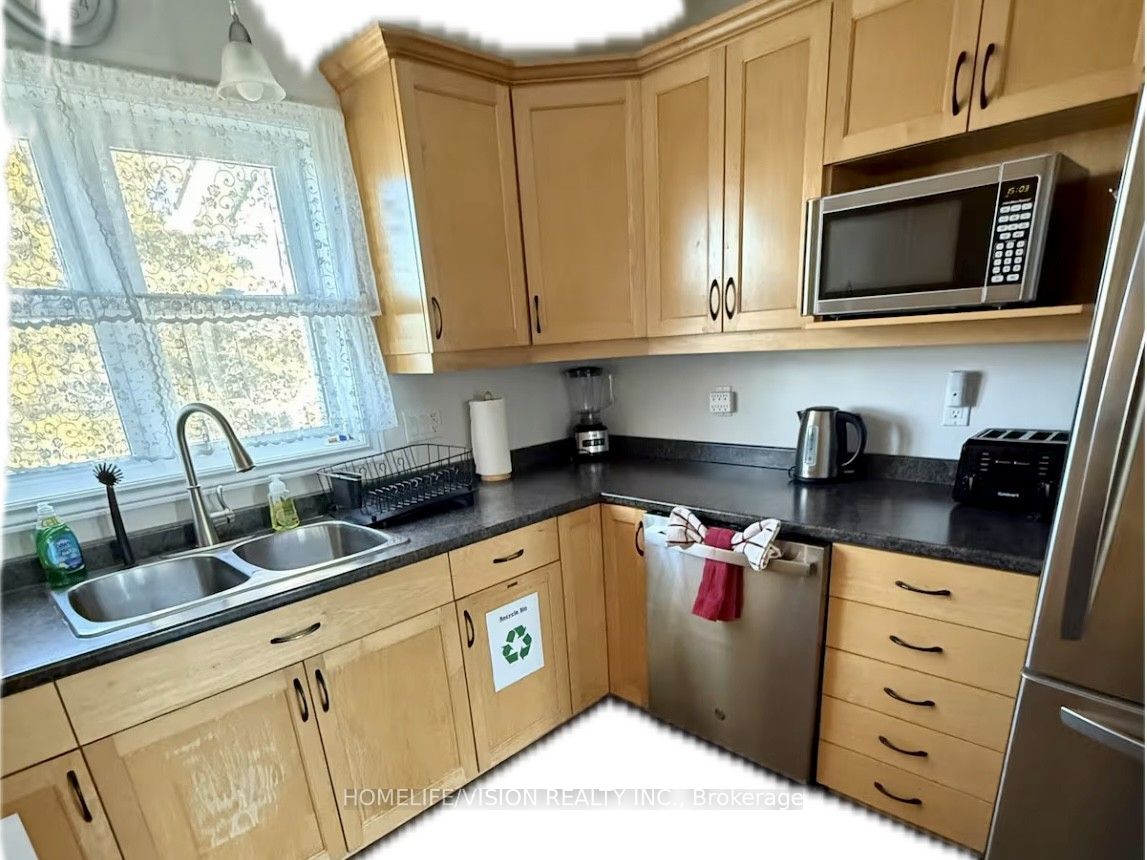 128 Bayview Drive Property Photo 13