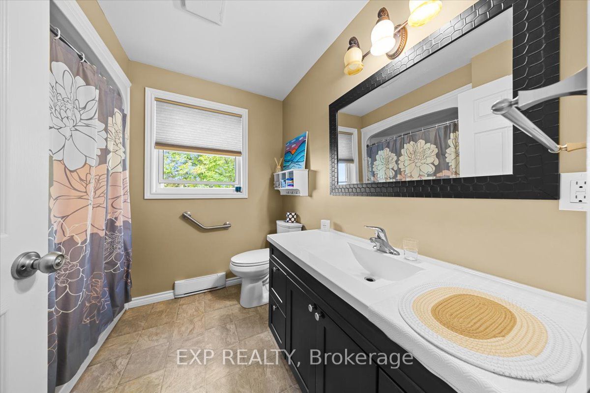 126 Gardiner Shore Road Property Photo 14