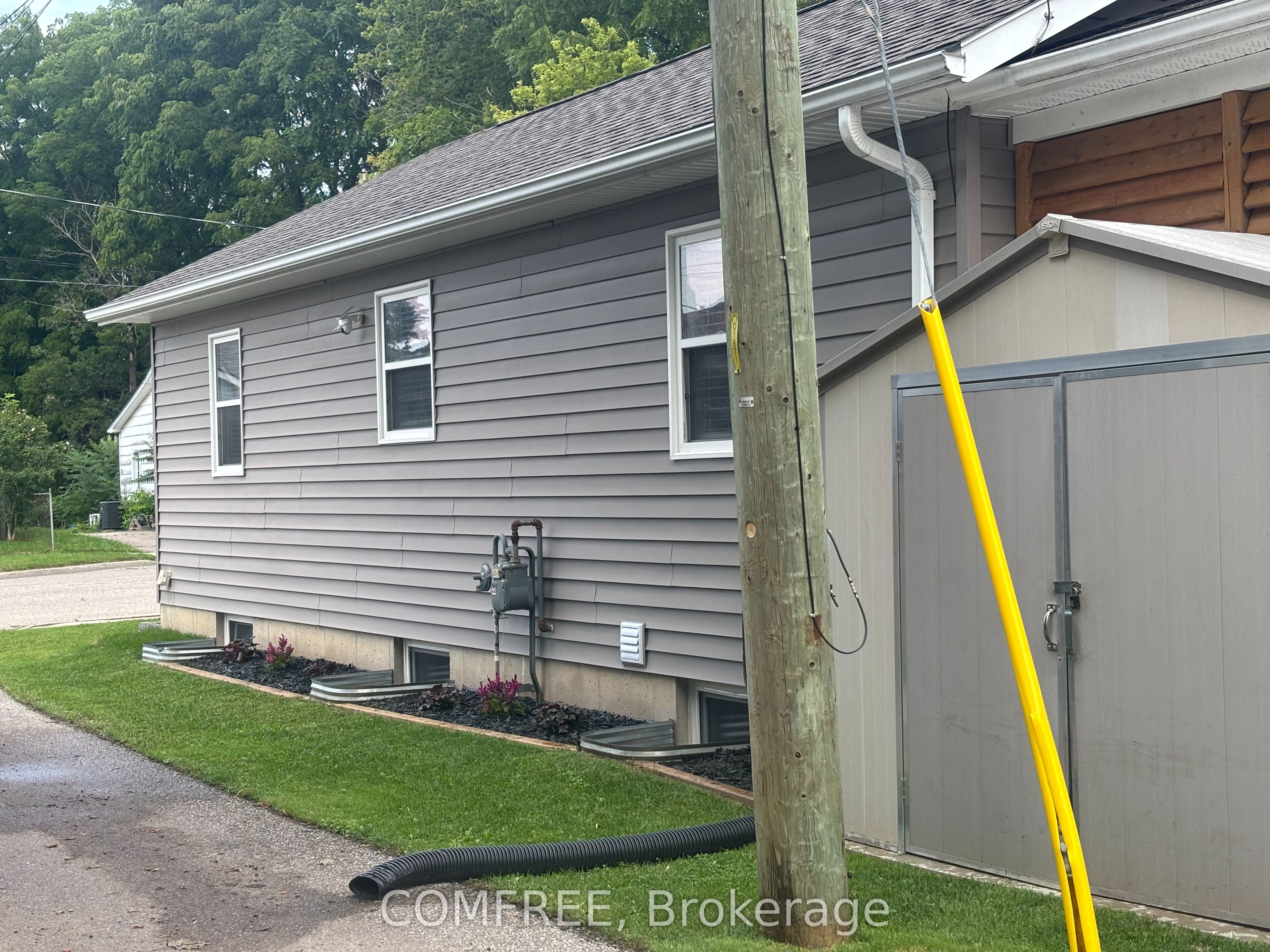 287 Brock Street Property Photo 2