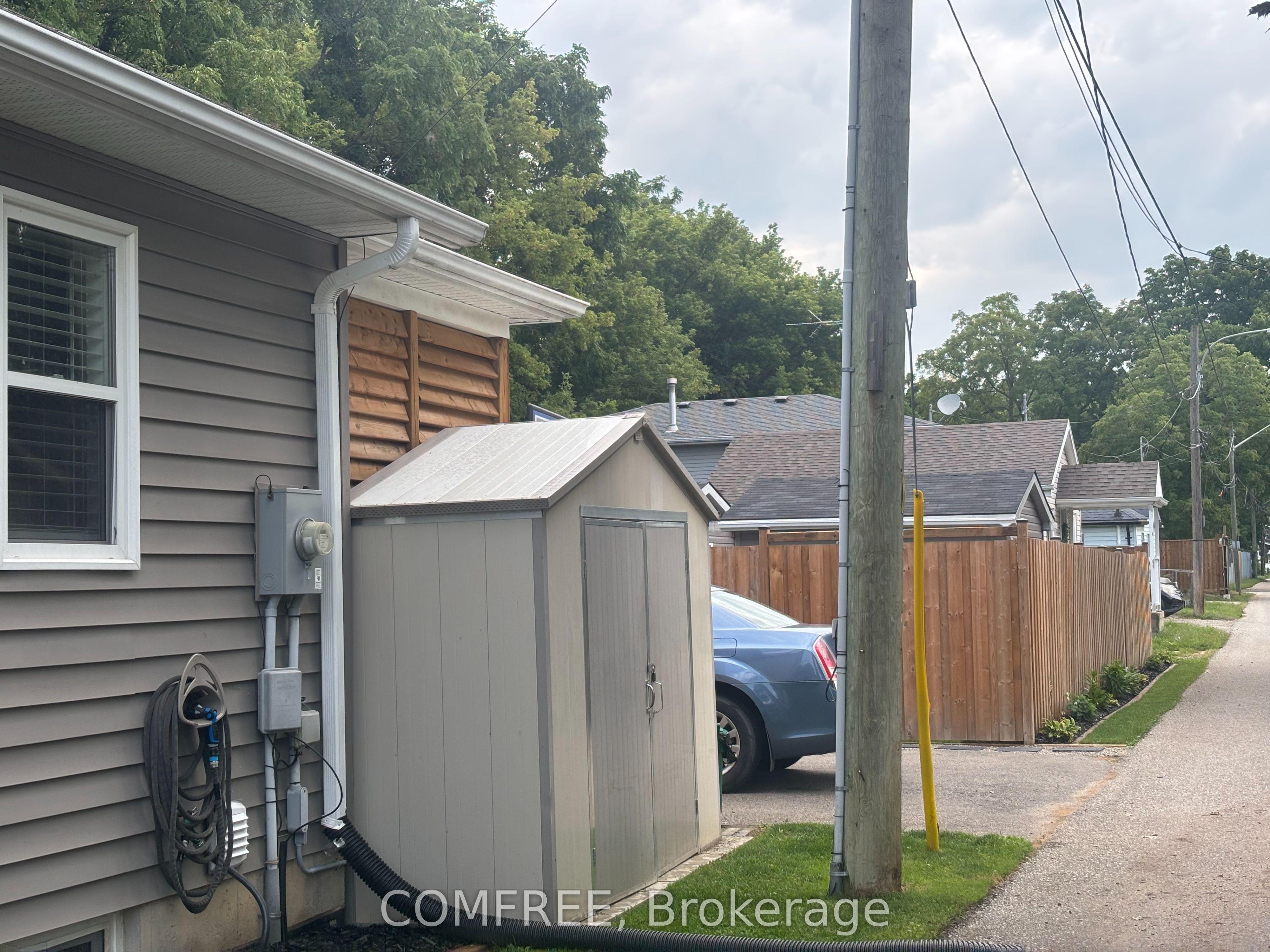 287 Brock Street Property Photo 4