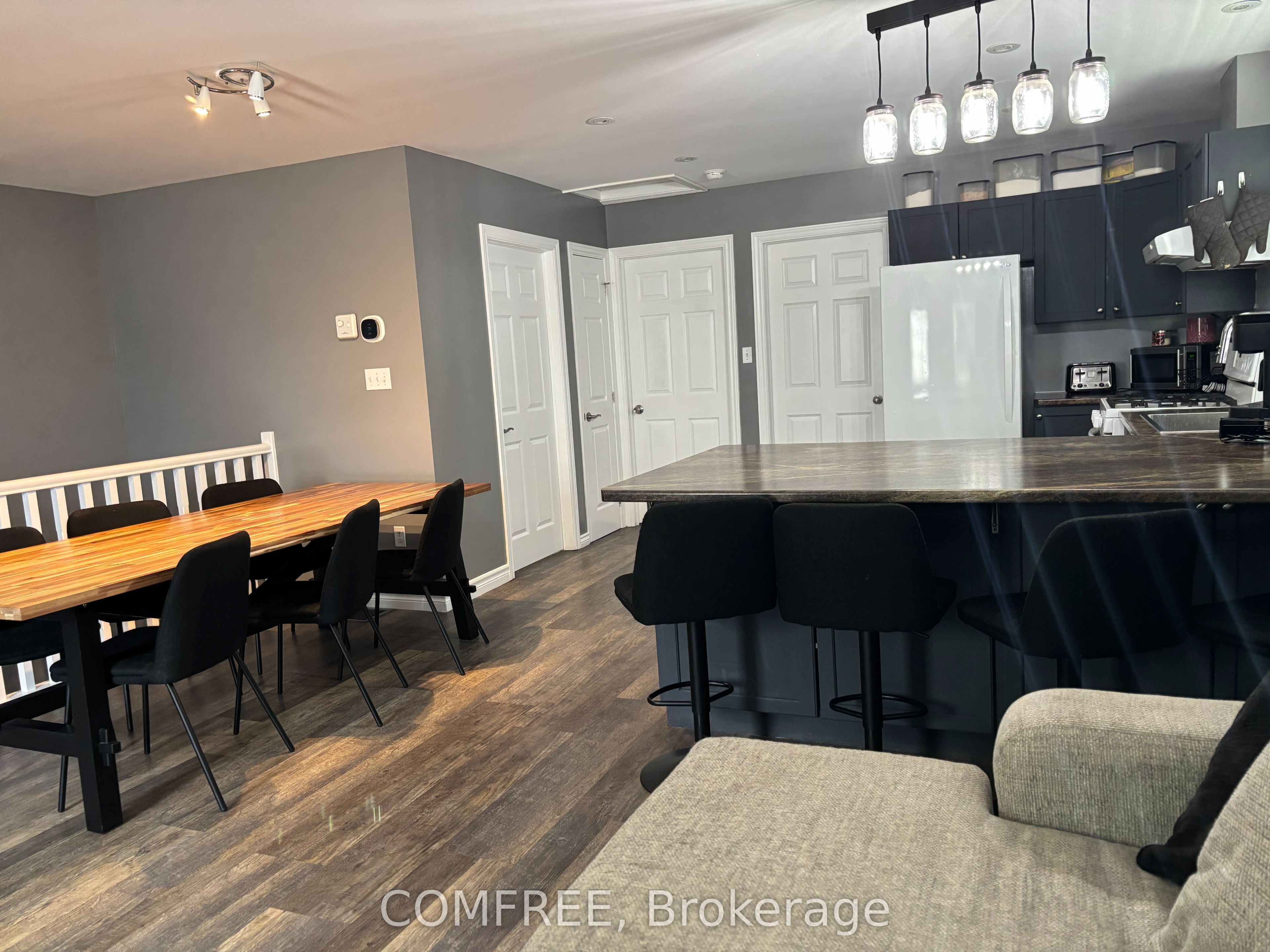287 Brock Street Property Photo 10