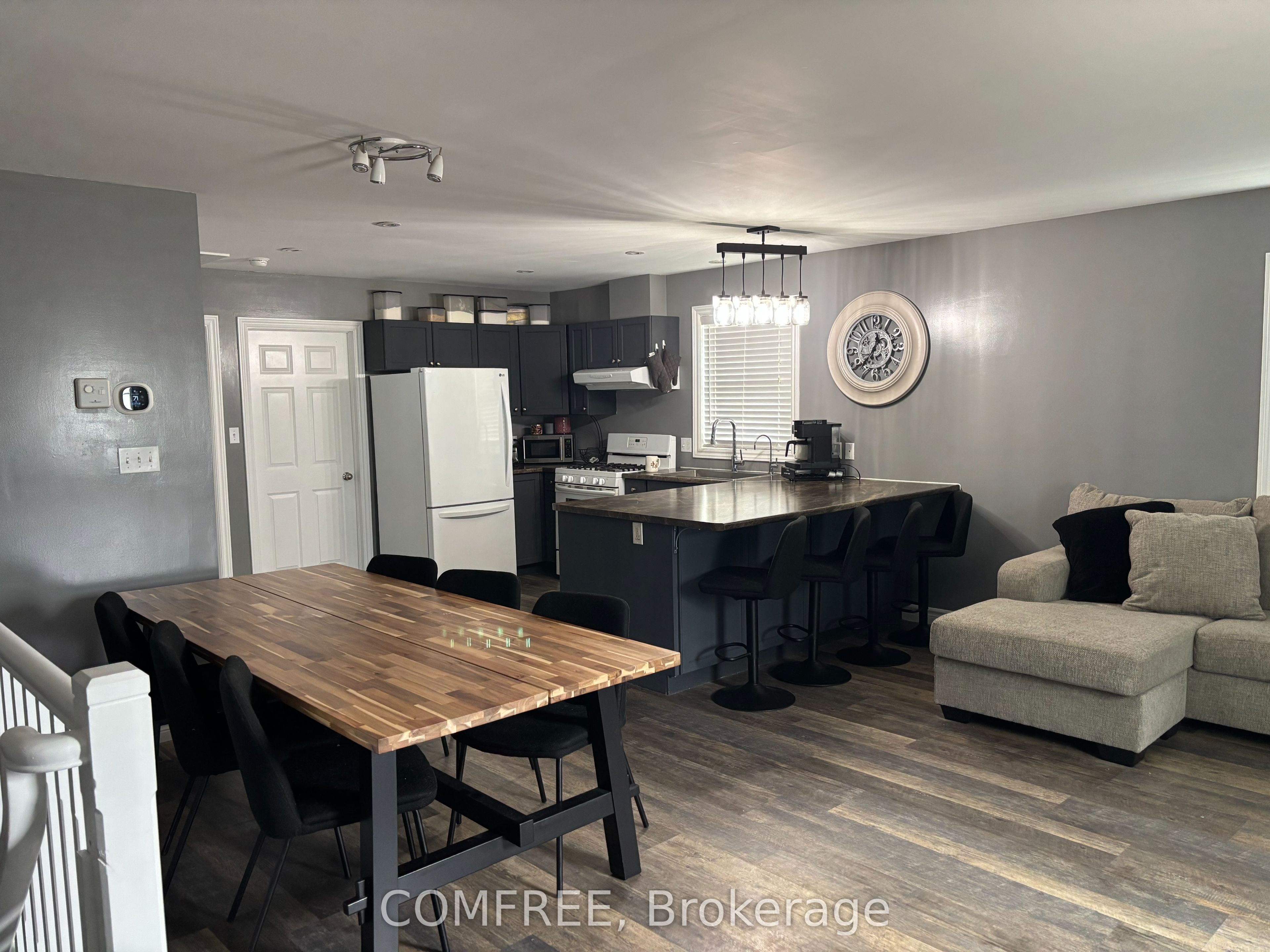 287 Brock Street Property Photo 17